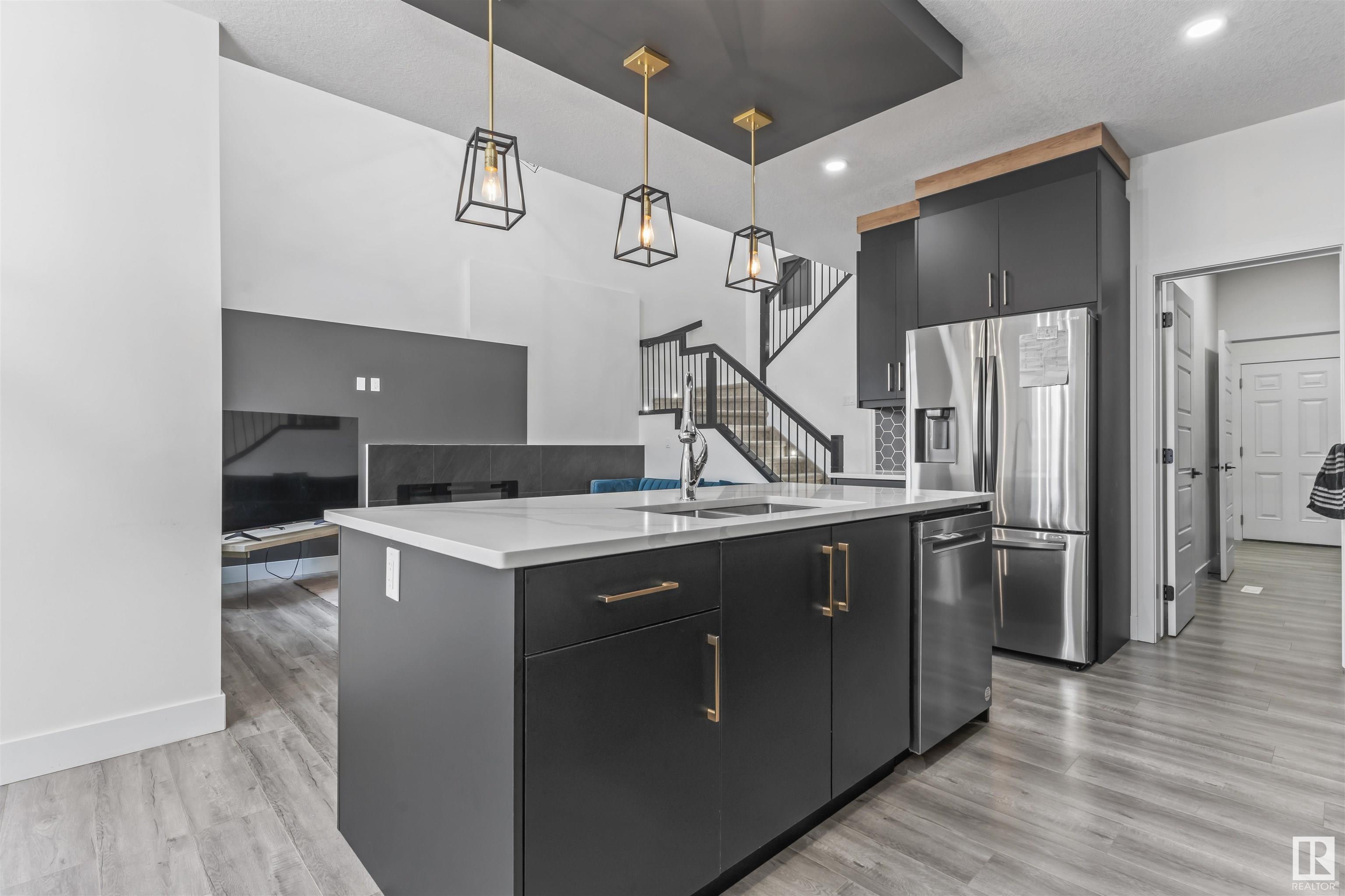      2096 GRAYDON HILL CR SW , Edmonton,  ,T6W 4K6 ;  Listing Number: MLS E4417157