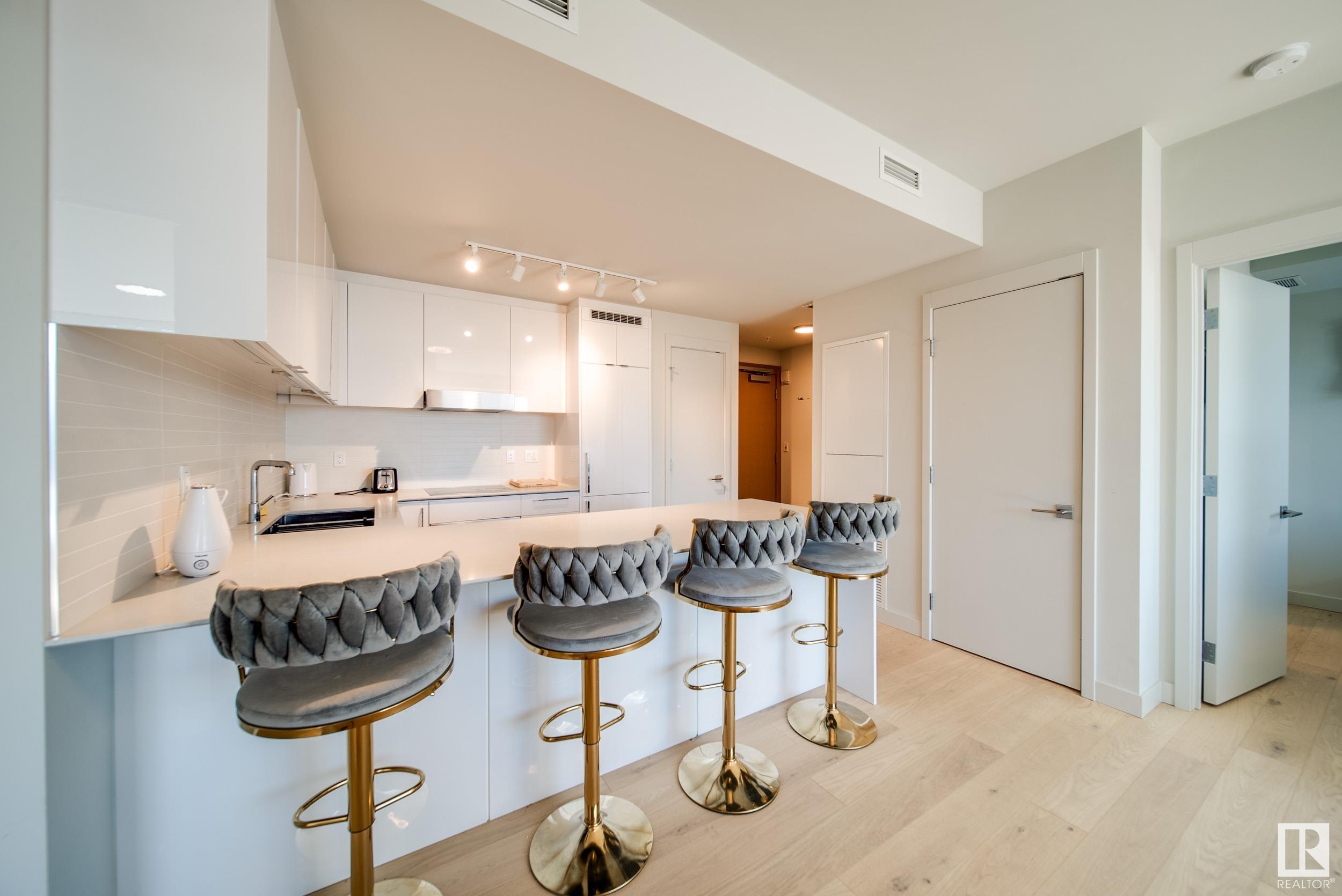      #3505 10360 102 ST NW , Edmonton,  ,T5J 4Y8 ;  Listing Number: MLS E4417159