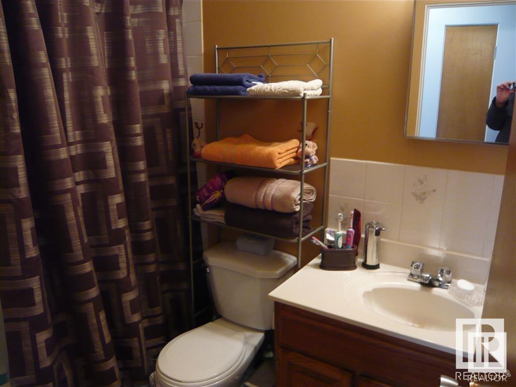      10428 136 AV NW , Edmonton,  ,T5E 1W3 ;  Listing Number: MLS E4417166