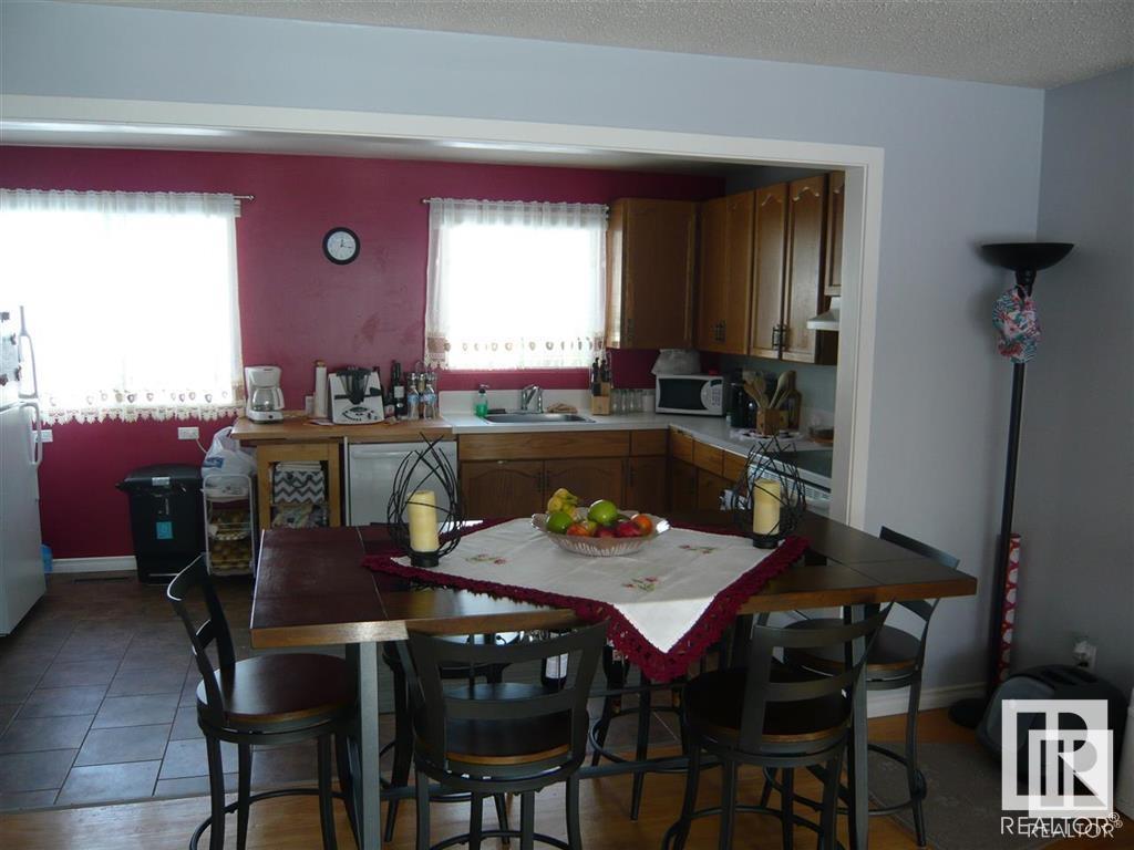      10428 136 AV NW , Edmonton,  ,T5E 1W3 ;  Listing Number: MLS E4417166
