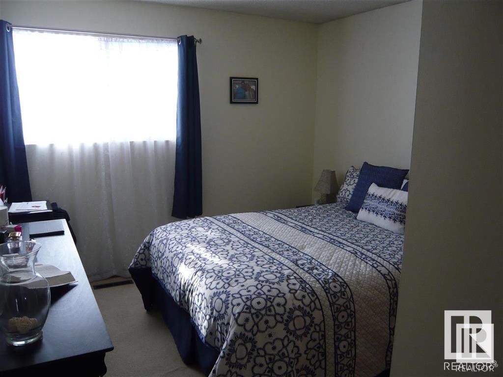      10428 136 AV NW , Edmonton,  ,T5E 1W3 ;  Listing Number: MLS E4417166