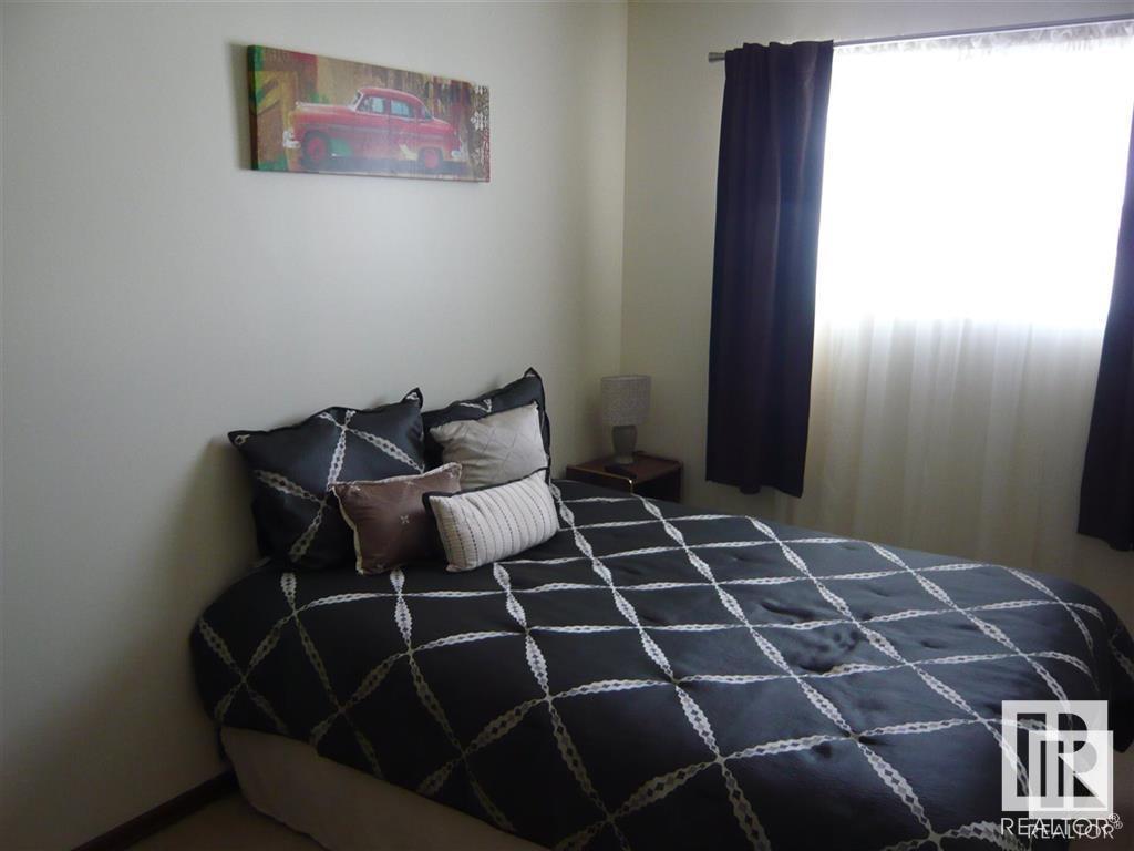      10428 136 AV NW , Edmonton,  ,T5E 1W3 ;  Listing Number: MLS E4417166
