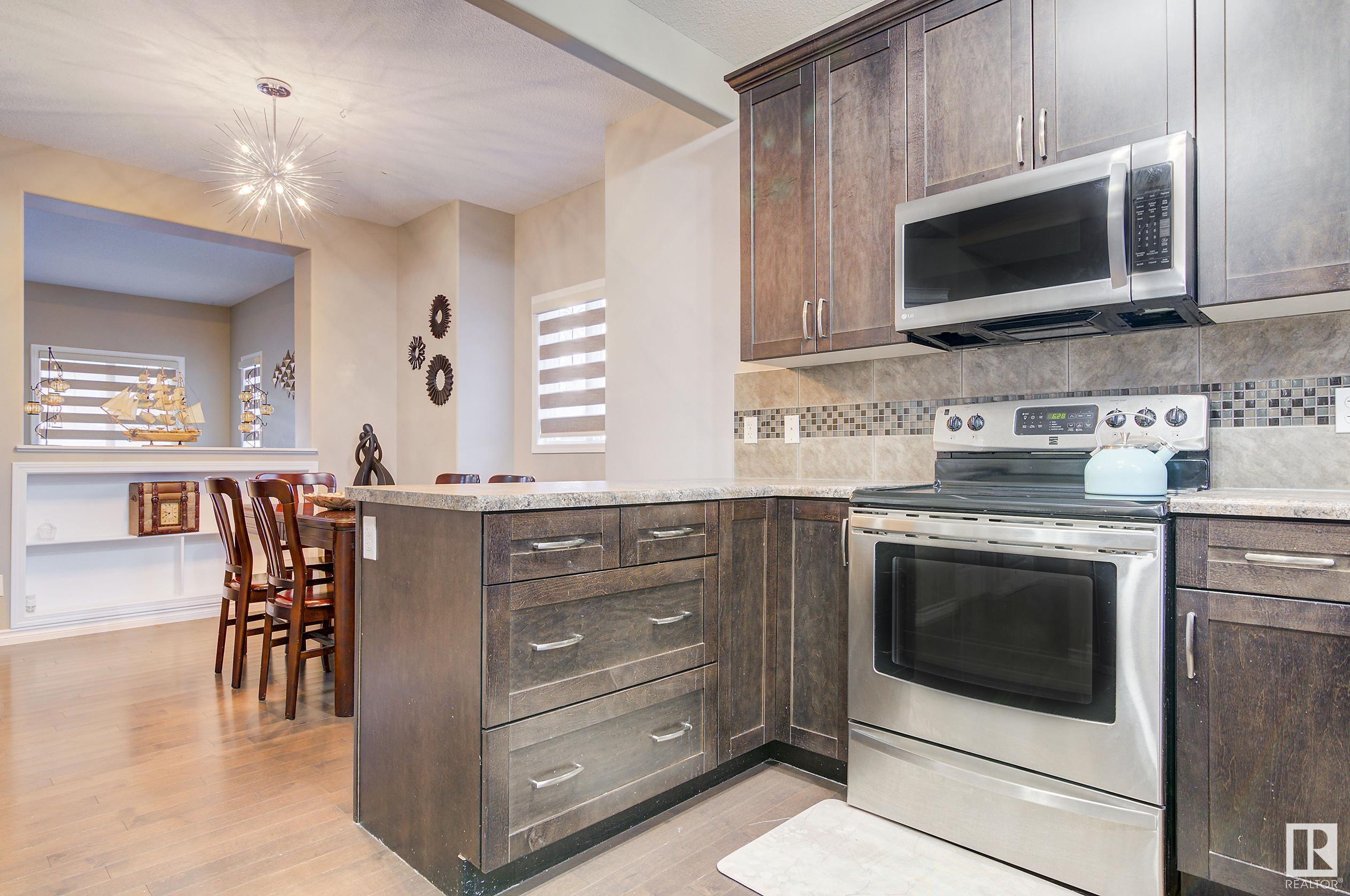      1544 CHAPMAN WY SW , Edmonton,  ,T6W 0Z1 ;  Listing Number: MLS E4417184