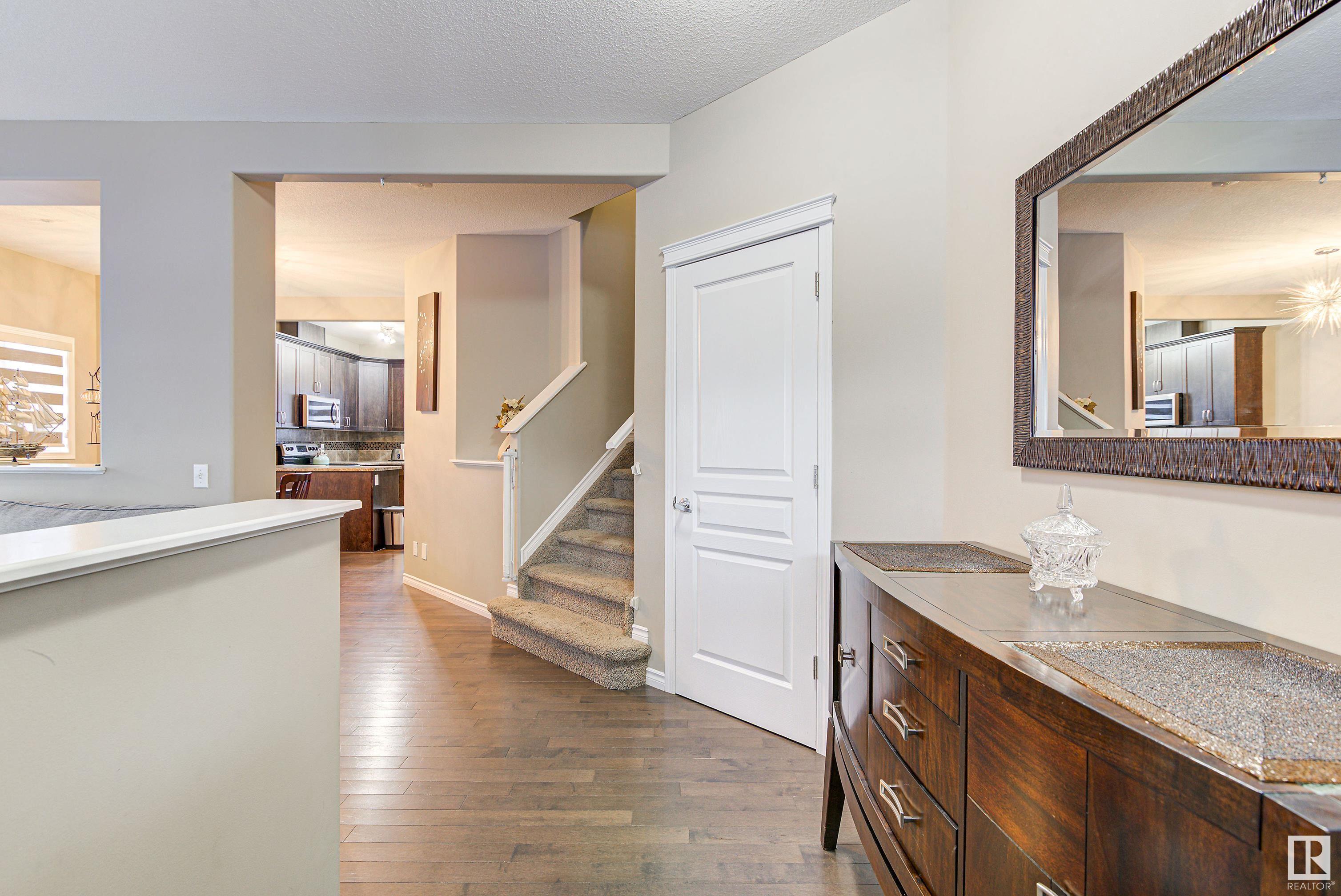      1544 CHAPMAN WY SW , Edmonton,  ,T6W 0Z1 ;  Listing Number: MLS E4417184