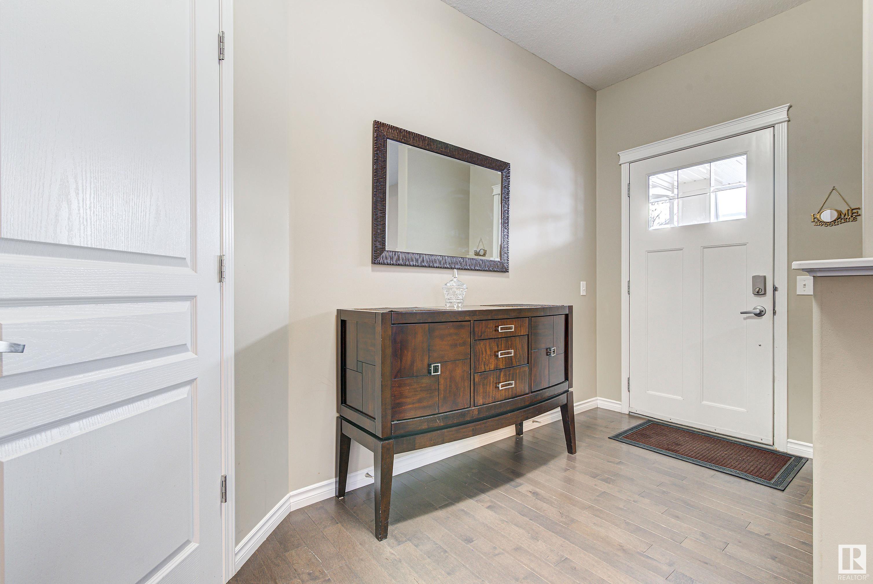      1544 CHAPMAN WY SW , Edmonton,  ,T6W 0Z1 ;  Listing Number: MLS E4417184