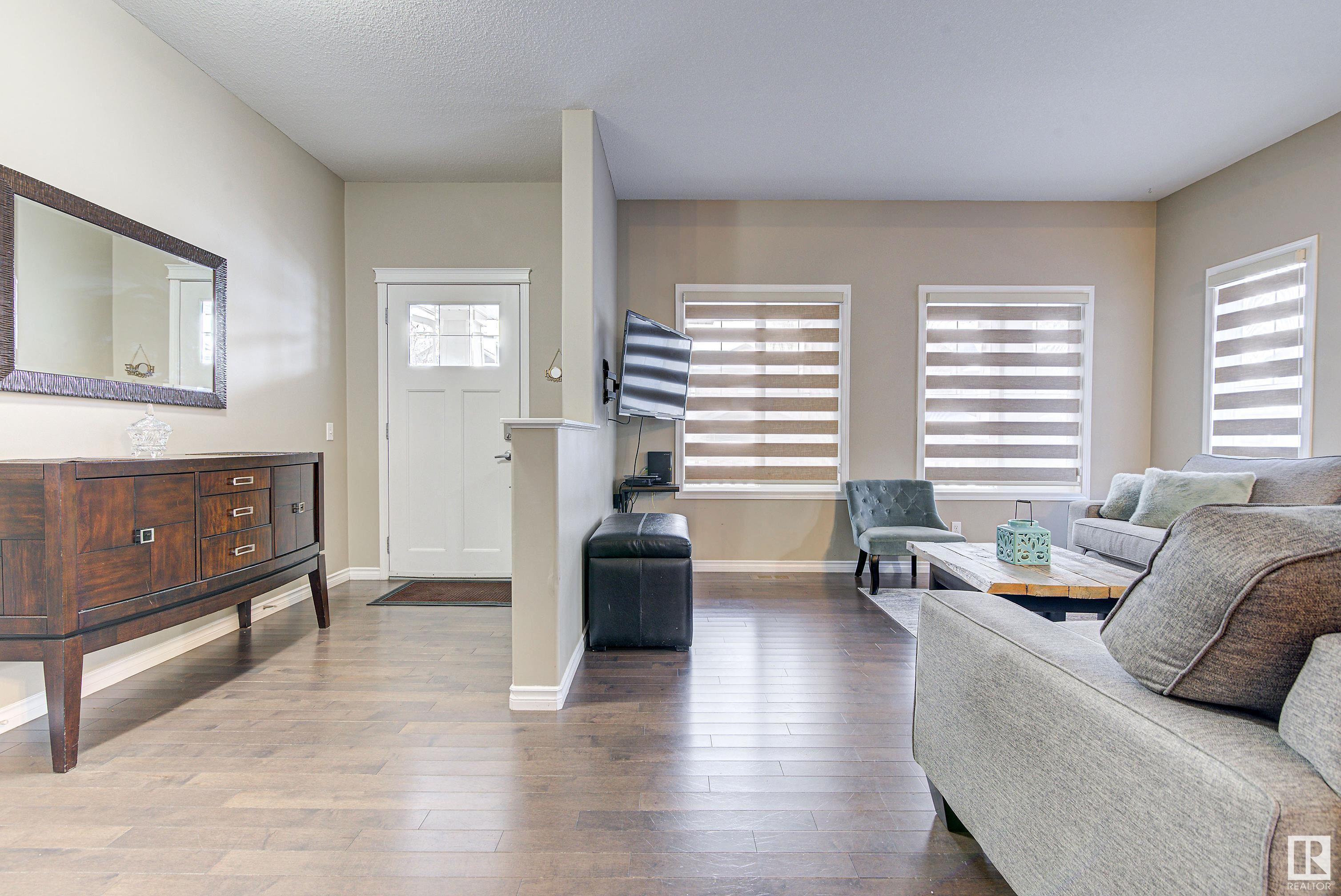      1544 CHAPMAN WY SW , Edmonton,  ,T6W 0Z1 ;  Listing Number: MLS E4417184
