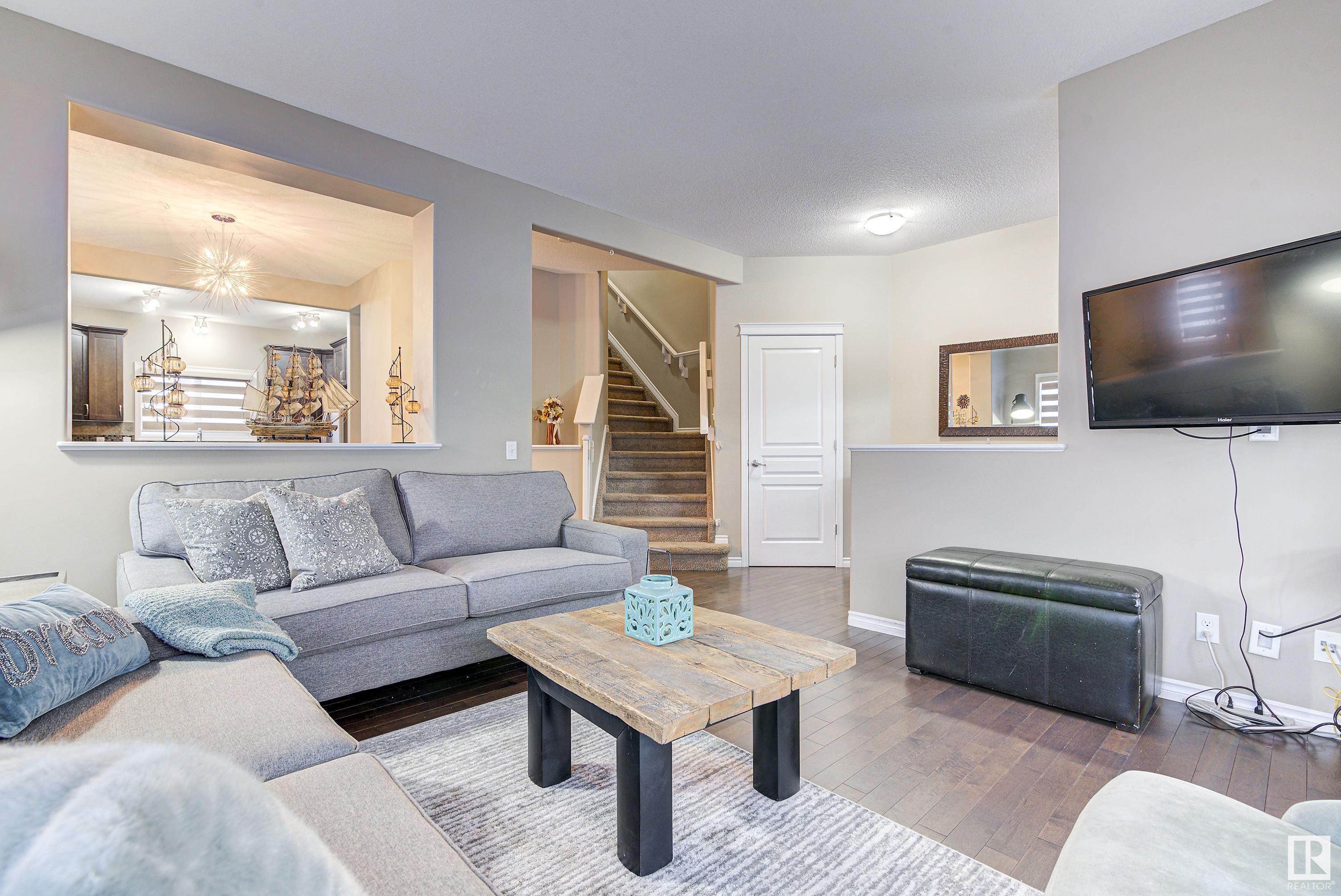      1544 CHAPMAN WY SW , Edmonton,  ,T6W 0Z1 ;  Listing Number: MLS E4417184