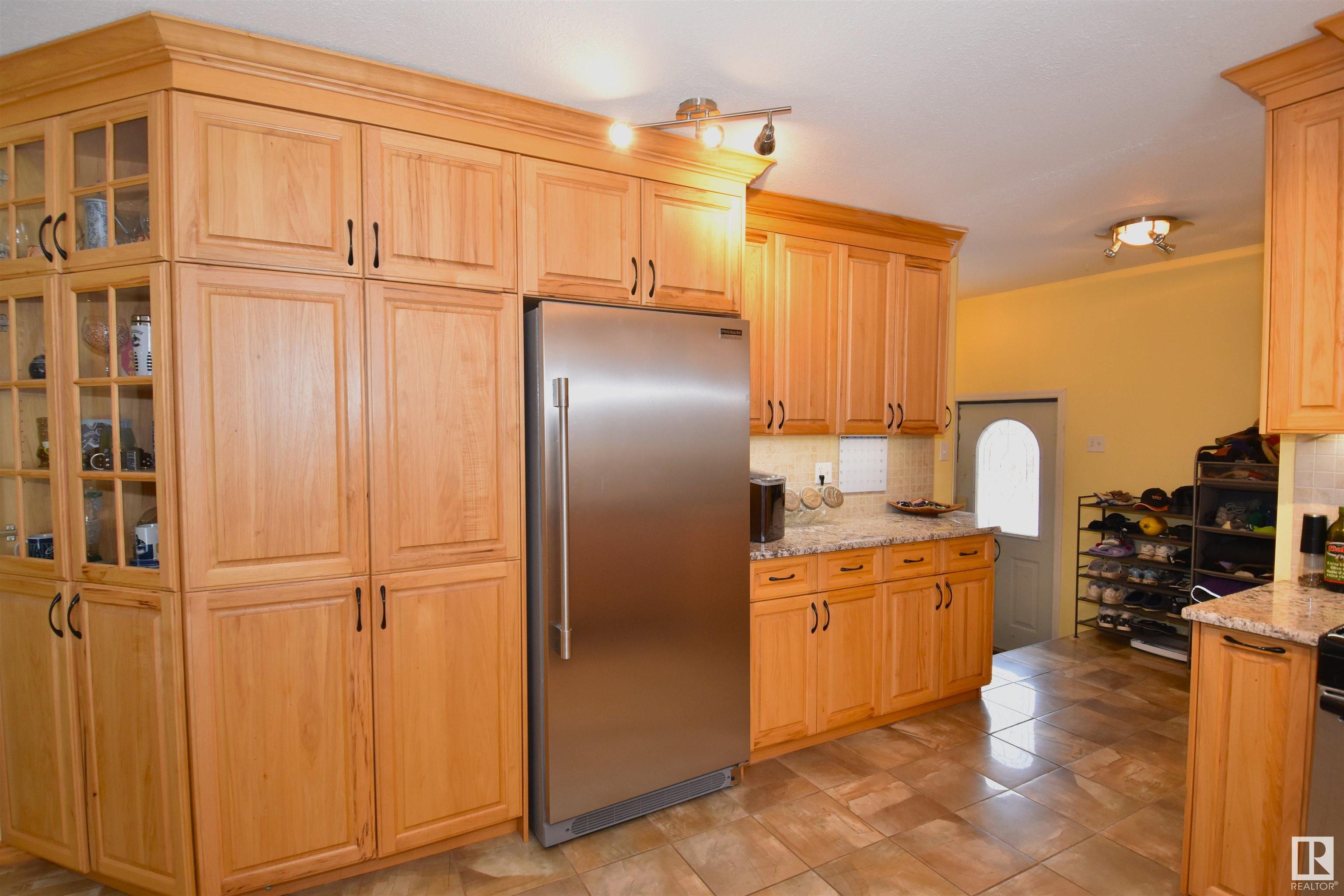      55103 RGE ROAD 25 , Rural Lac Ste. Anne County,  ,T0E 1V0 ;  Listing Number: MLS E4417186