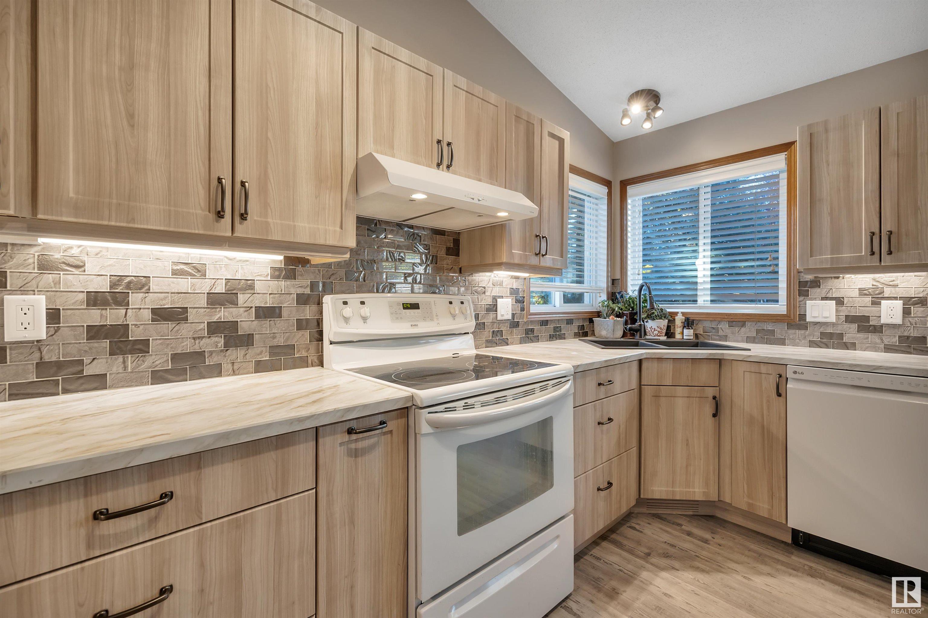      4131 Mackenzie AV , Drayton Valley,  ,T7A 1A8 ;  Listing Number: MLS E4417191