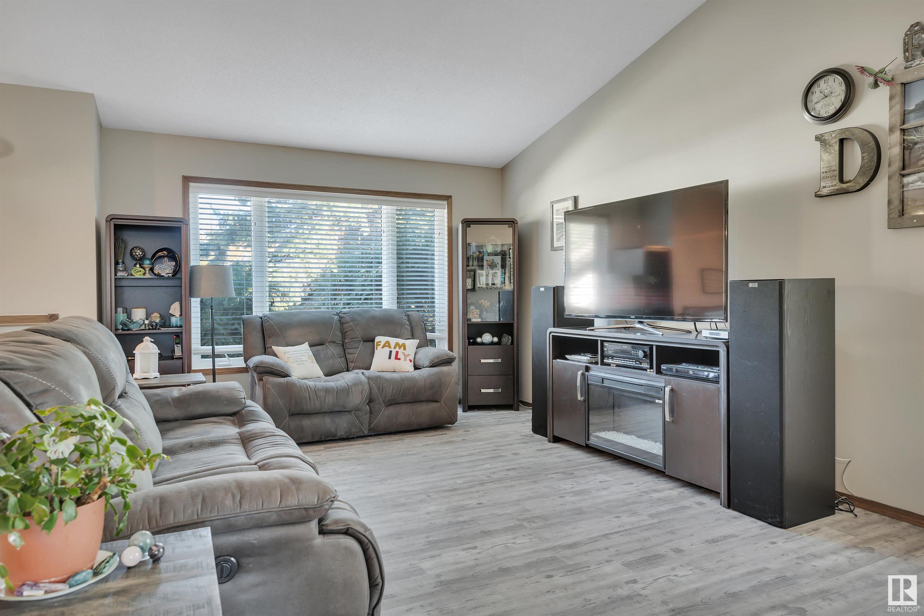      4131 Mackenzie AV , Drayton Valley,  ,T7A 1A8 ;  Listing Number: MLS E4417191