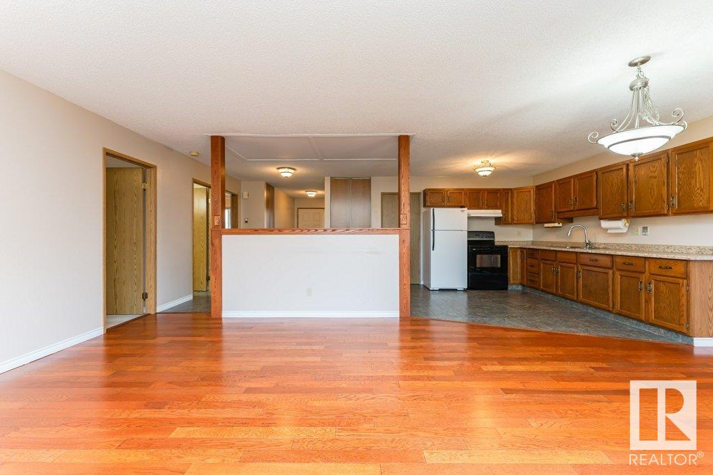      10672 153 AV NW , Edmonton,  ,T5X 5R7 ;  Listing Number: MLS E4417194