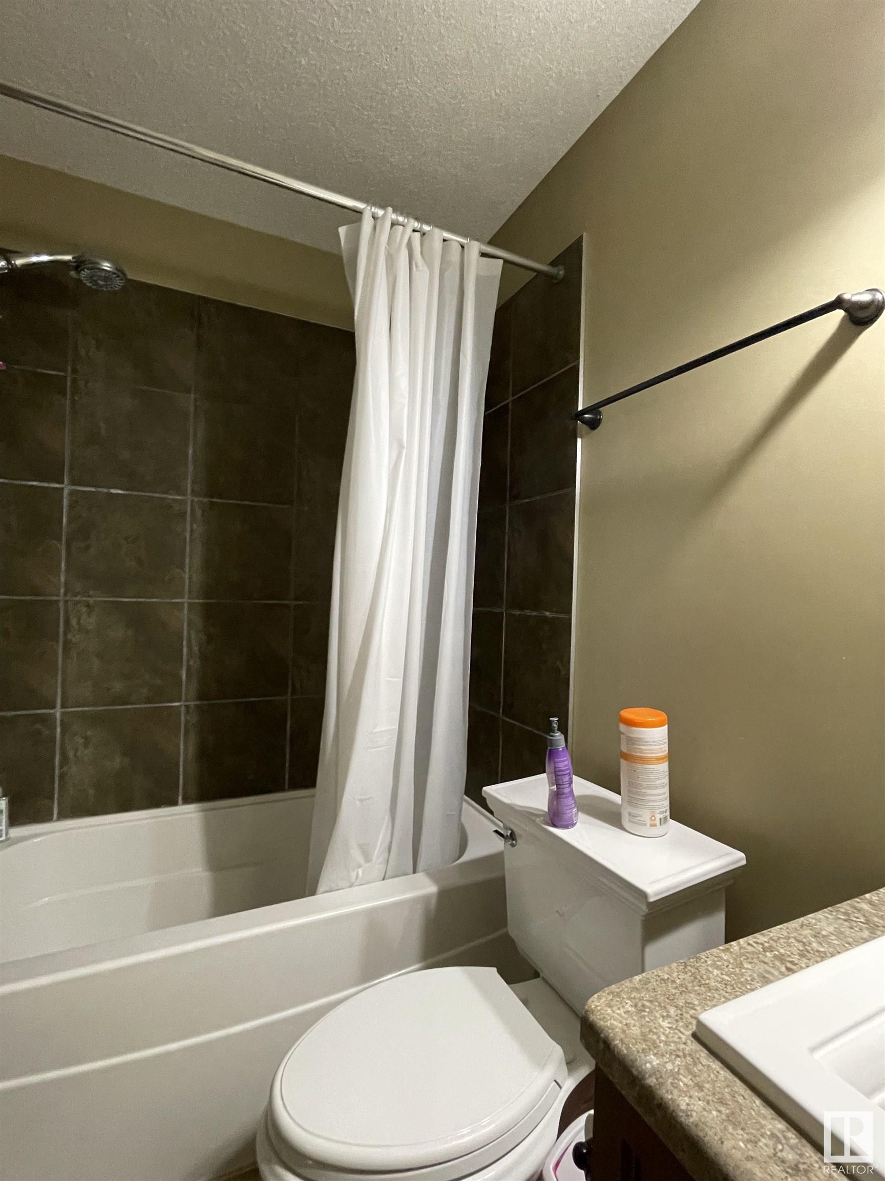      11716 17 AV SW SW , Edmonton,  ,T6W 1Y2 ;  Listing Number: MLS E4417198