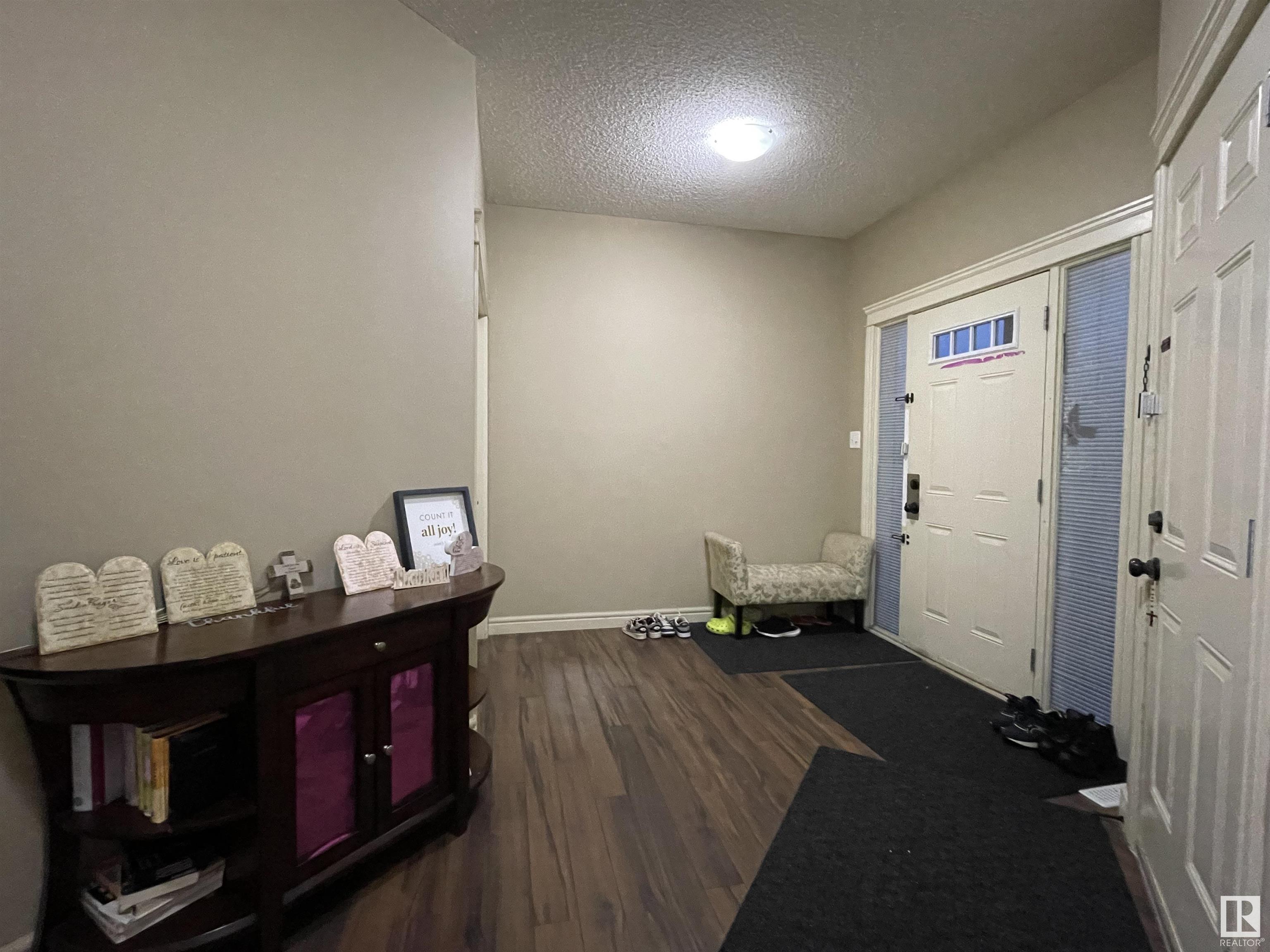      11716 17 AV SW SW , Edmonton,  ,T6W 1Y2 ;  Listing Number: MLS E4417198