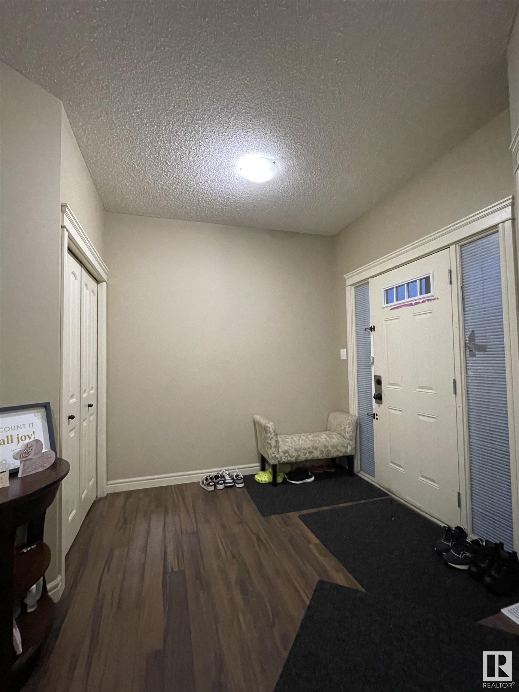      11716 17 AV SW SW , Edmonton,  ,T6W 1Y2 ;  Listing Number: MLS E4417198