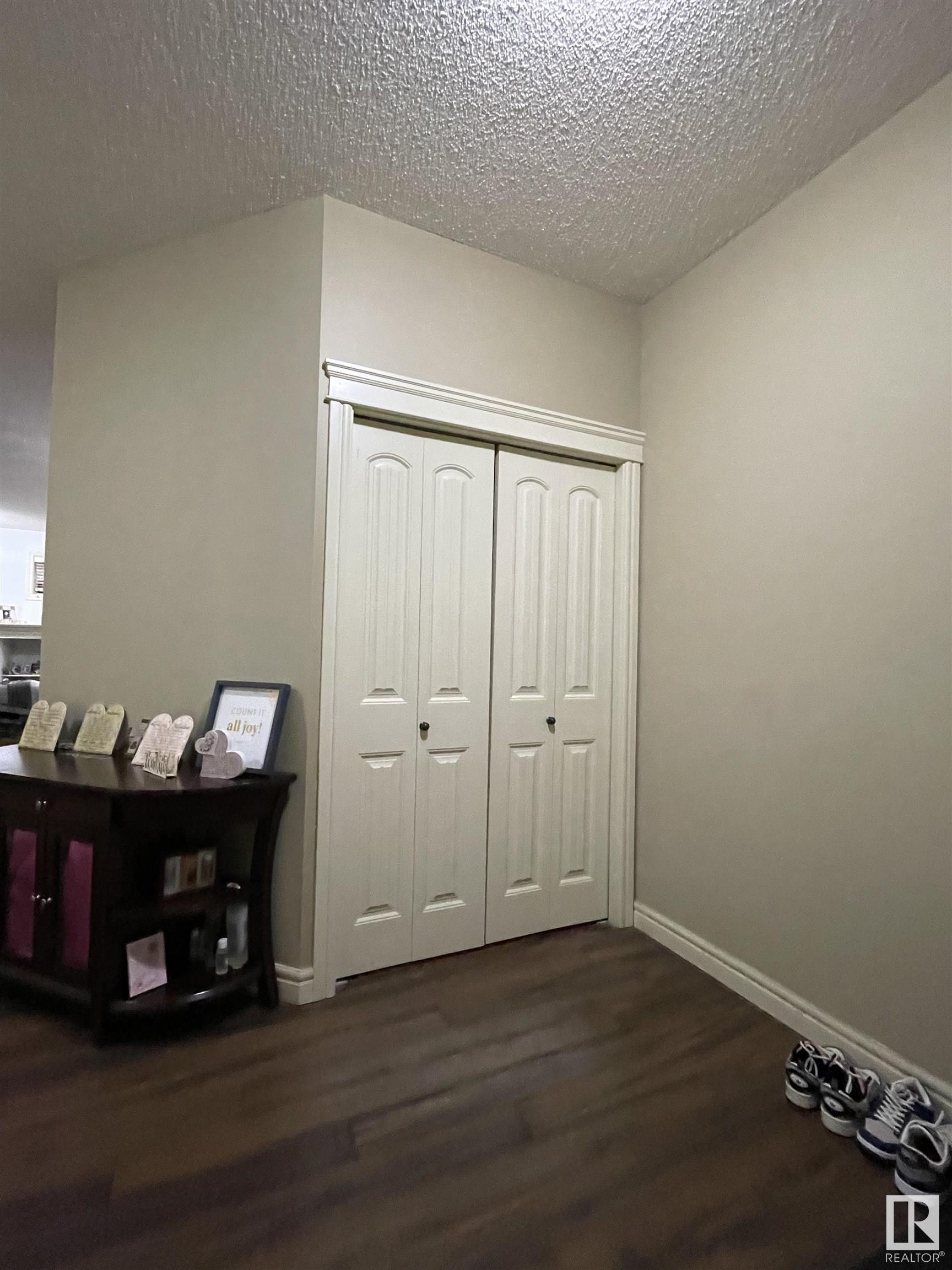      11716 17 AV SW SW , Edmonton,  ,T6W 1Y2 ;  Listing Number: MLS E4417198