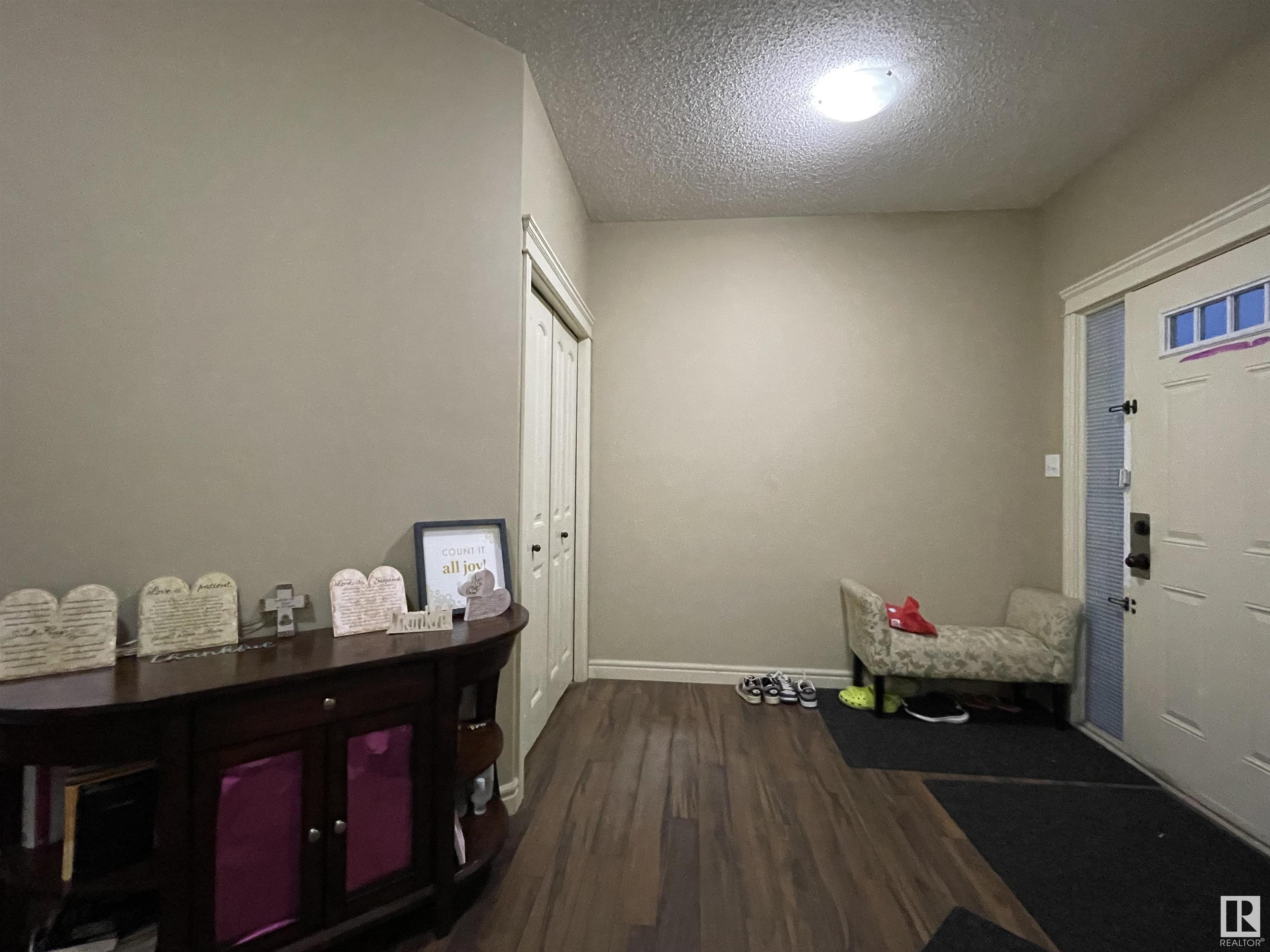      11716 17 AV SW SW , Edmonton,  ,T6W 1Y2 ;  Listing Number: MLS E4417198