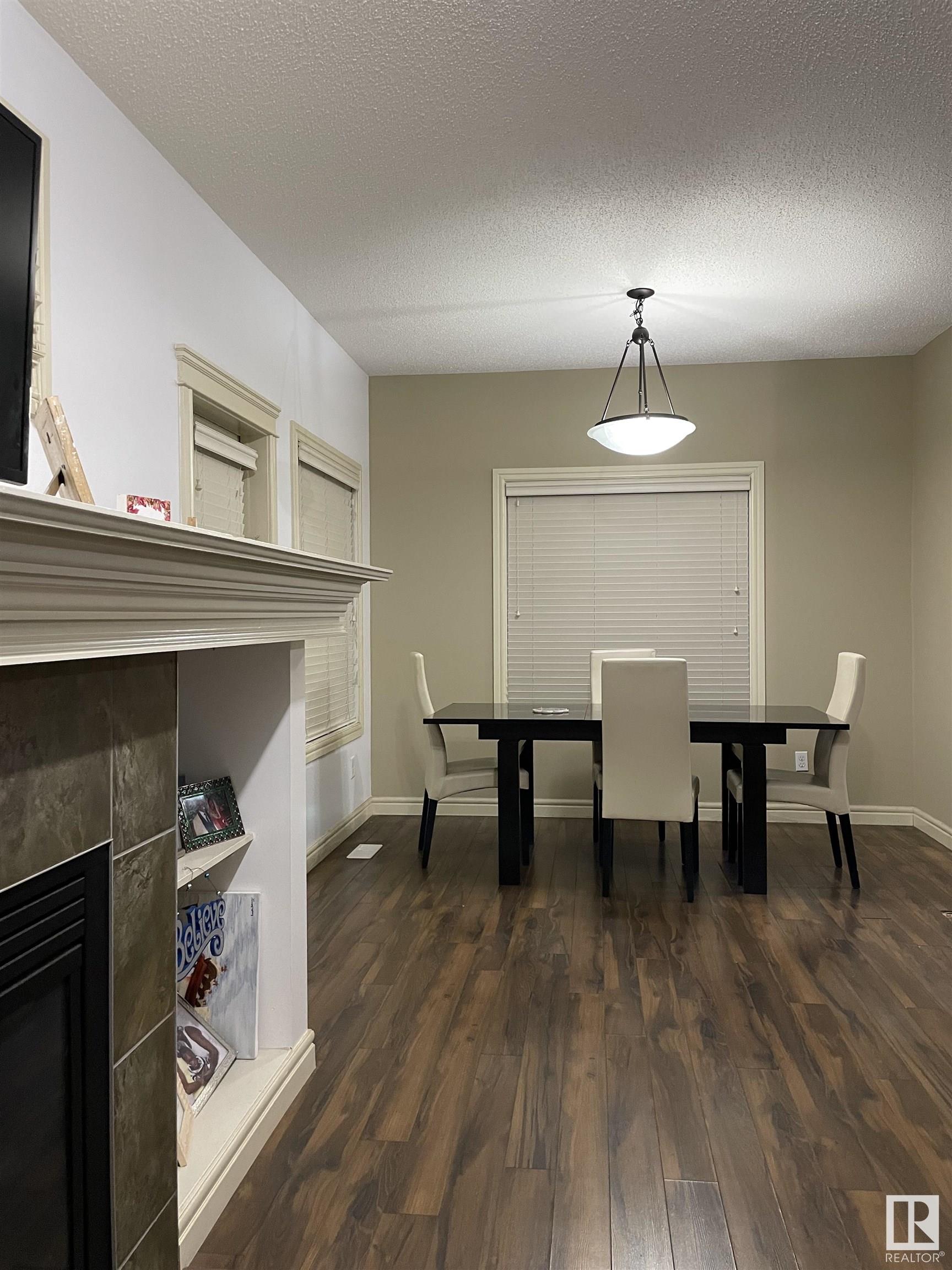      11716 17 AV SW SW , Edmonton,  ,T6W 1Y2 ;  Listing Number: MLS E4417198