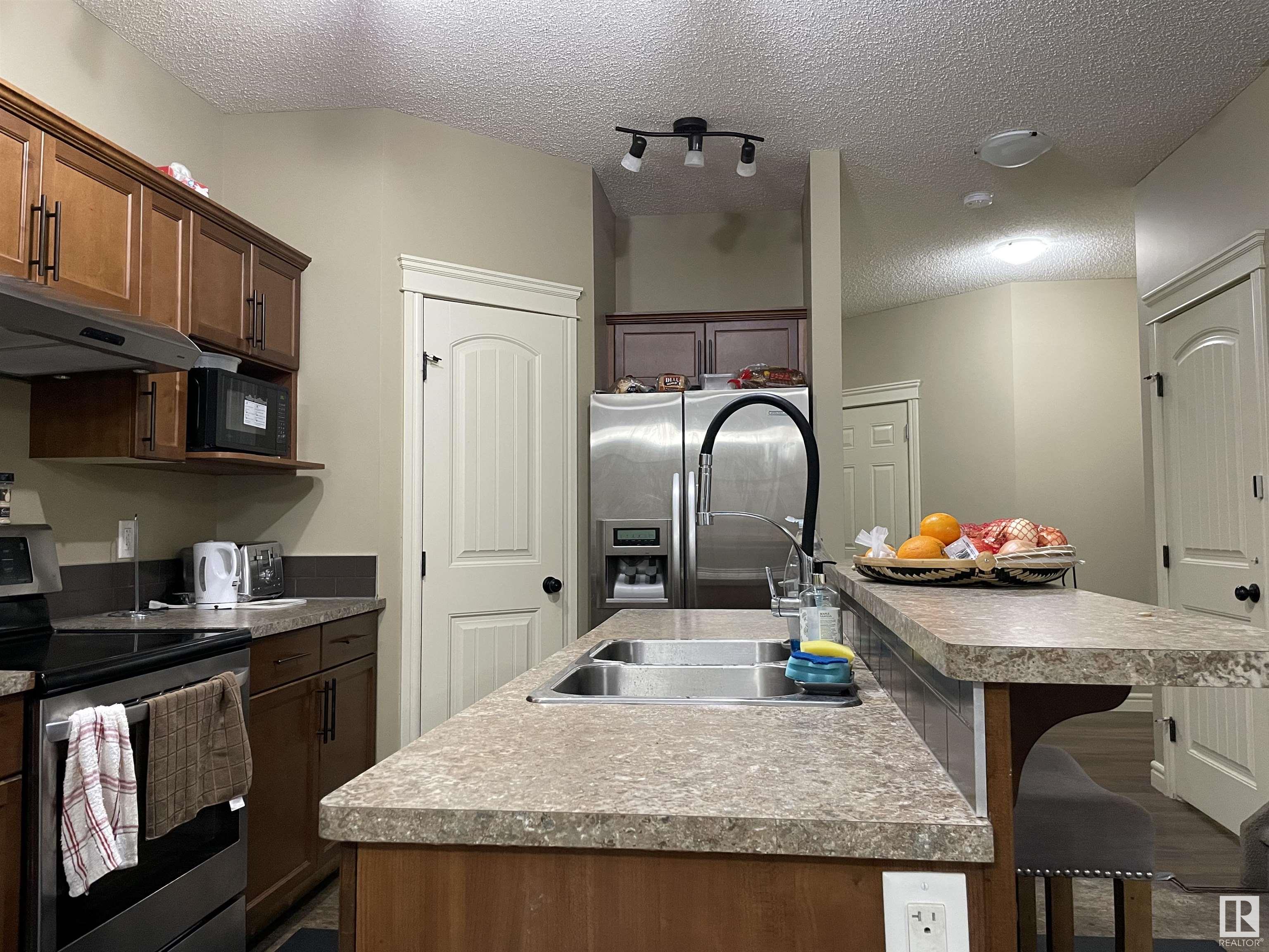      11716 17 AV SW SW , Edmonton,  ,T6W 1Y2 ;  Listing Number: MLS E4417198