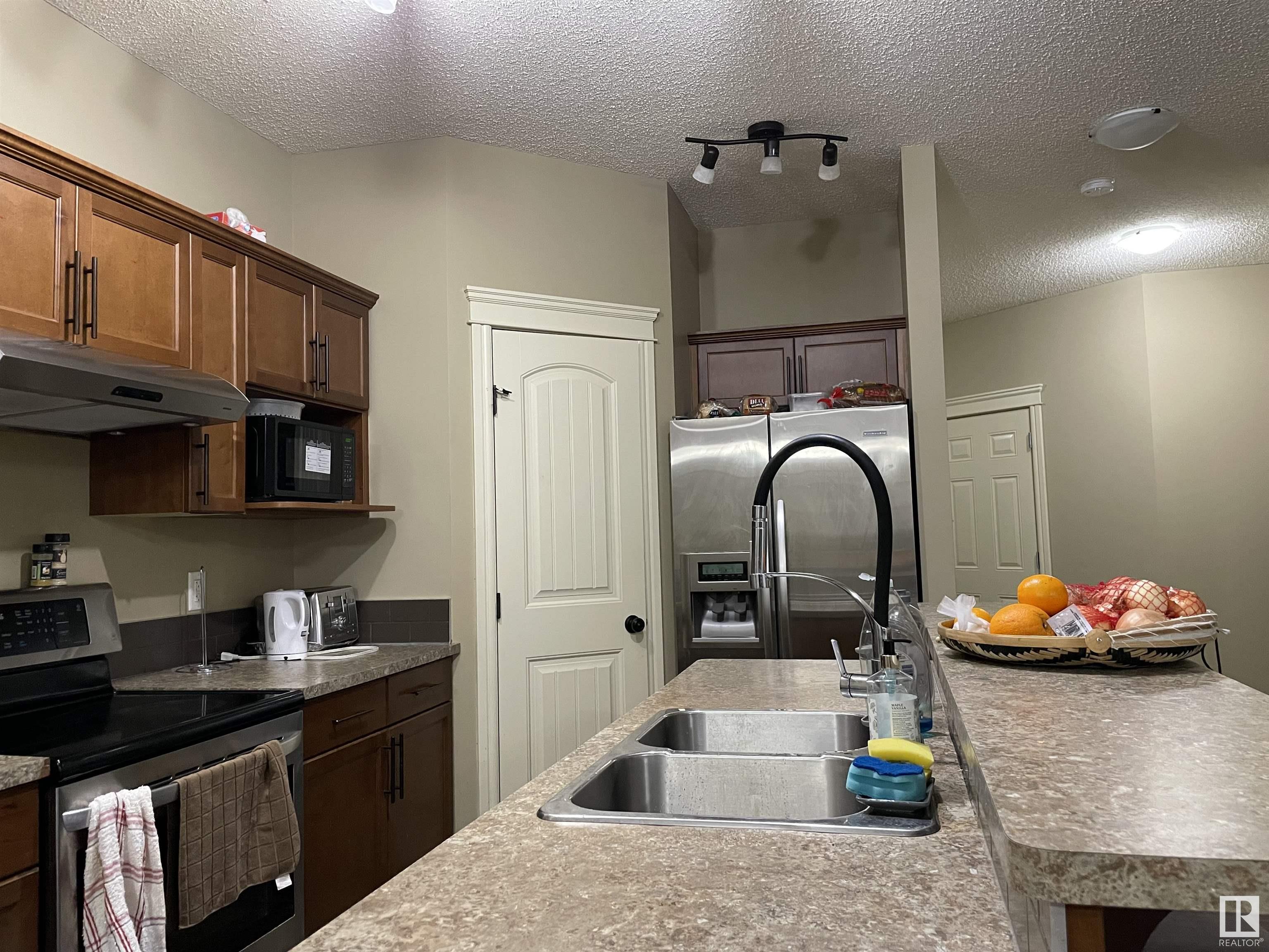      11716 17 AV SW SW , Edmonton,  ,T6W 1Y2 ;  Listing Number: MLS E4417198