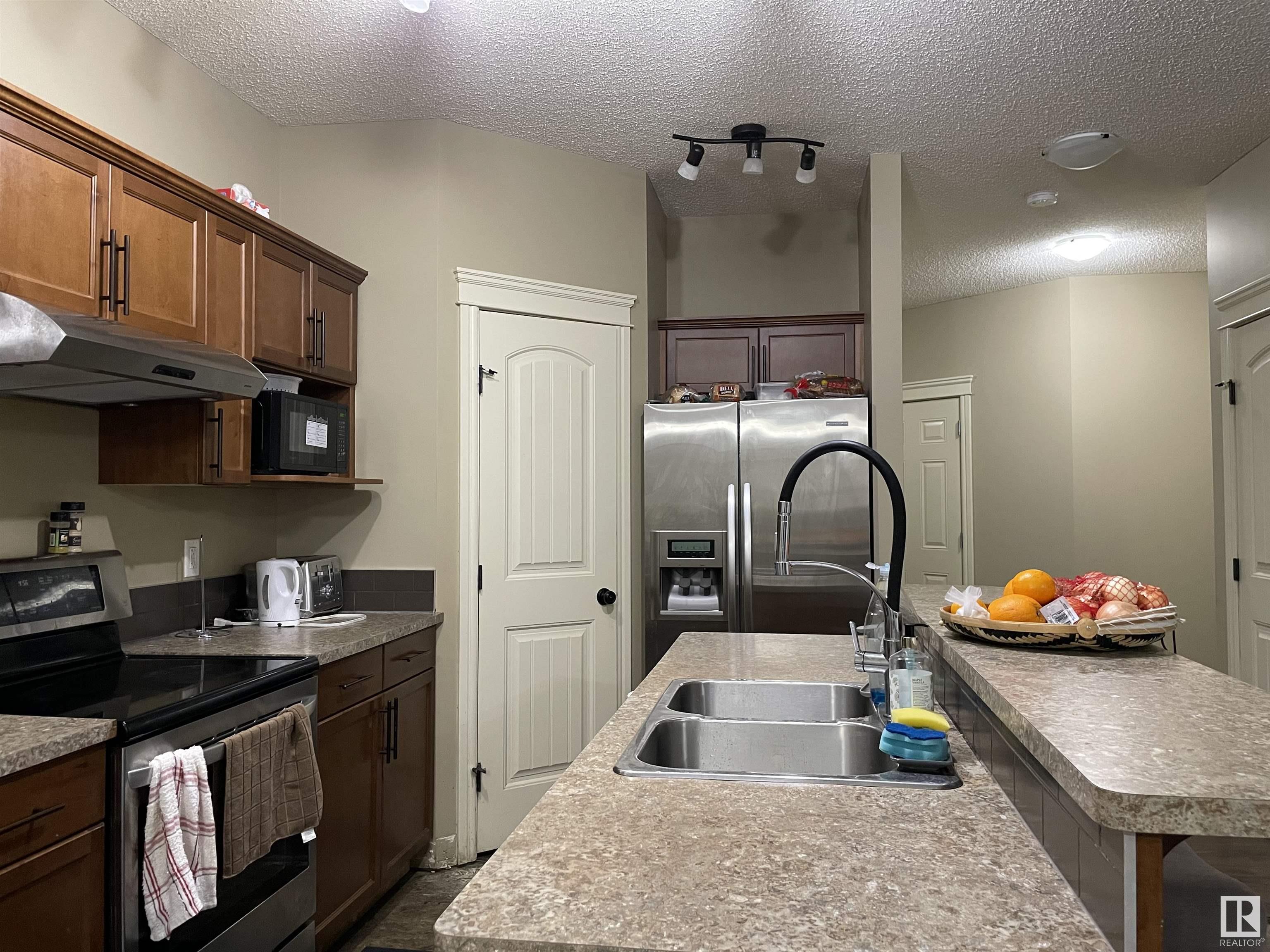      11716 17 AV SW SW , Edmonton,  ,T6W 1Y2 ;  Listing Number: MLS E4417198