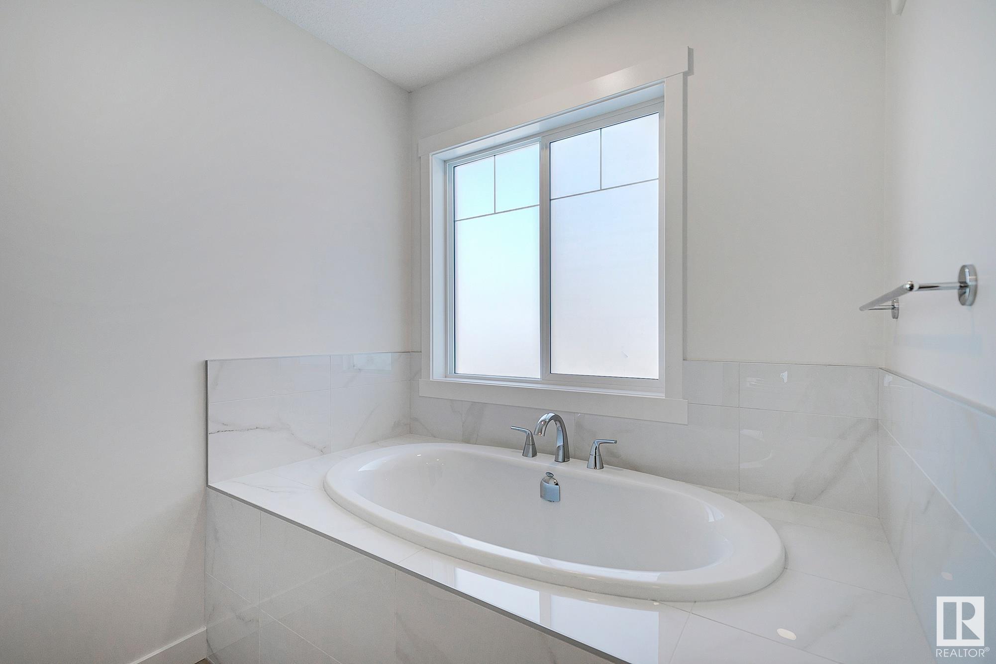      11 Lawson BV , Spruce Grove,  ,T7X 4P1 ;  Listing Number: MLS E4417205