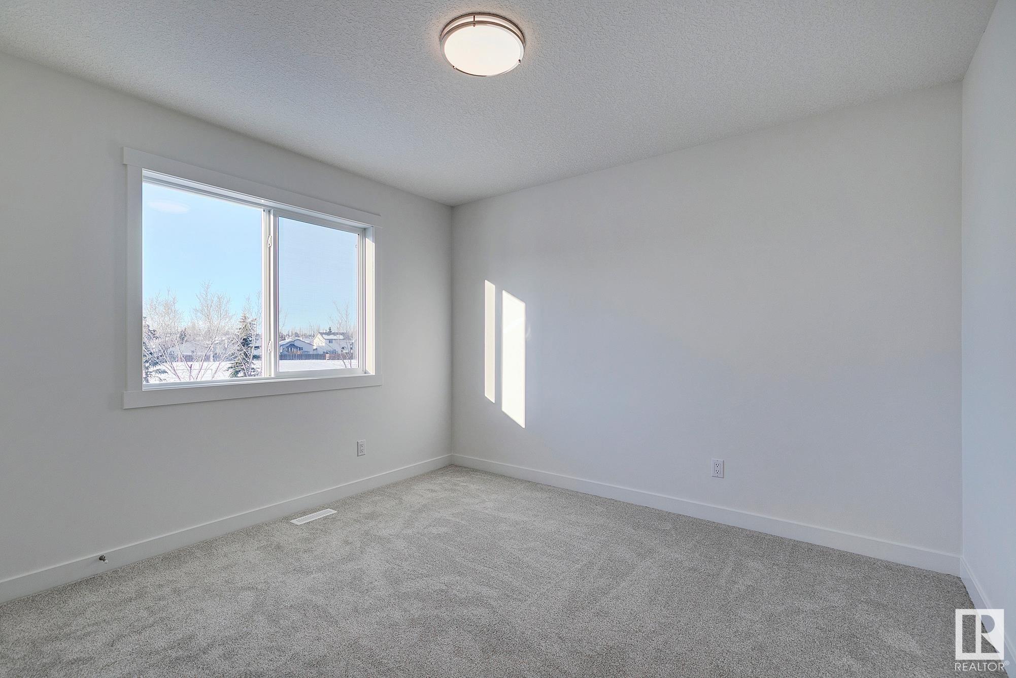      11 Lawson BV , Spruce Grove,  ,T7X 4P1 ;  Listing Number: MLS E4417205