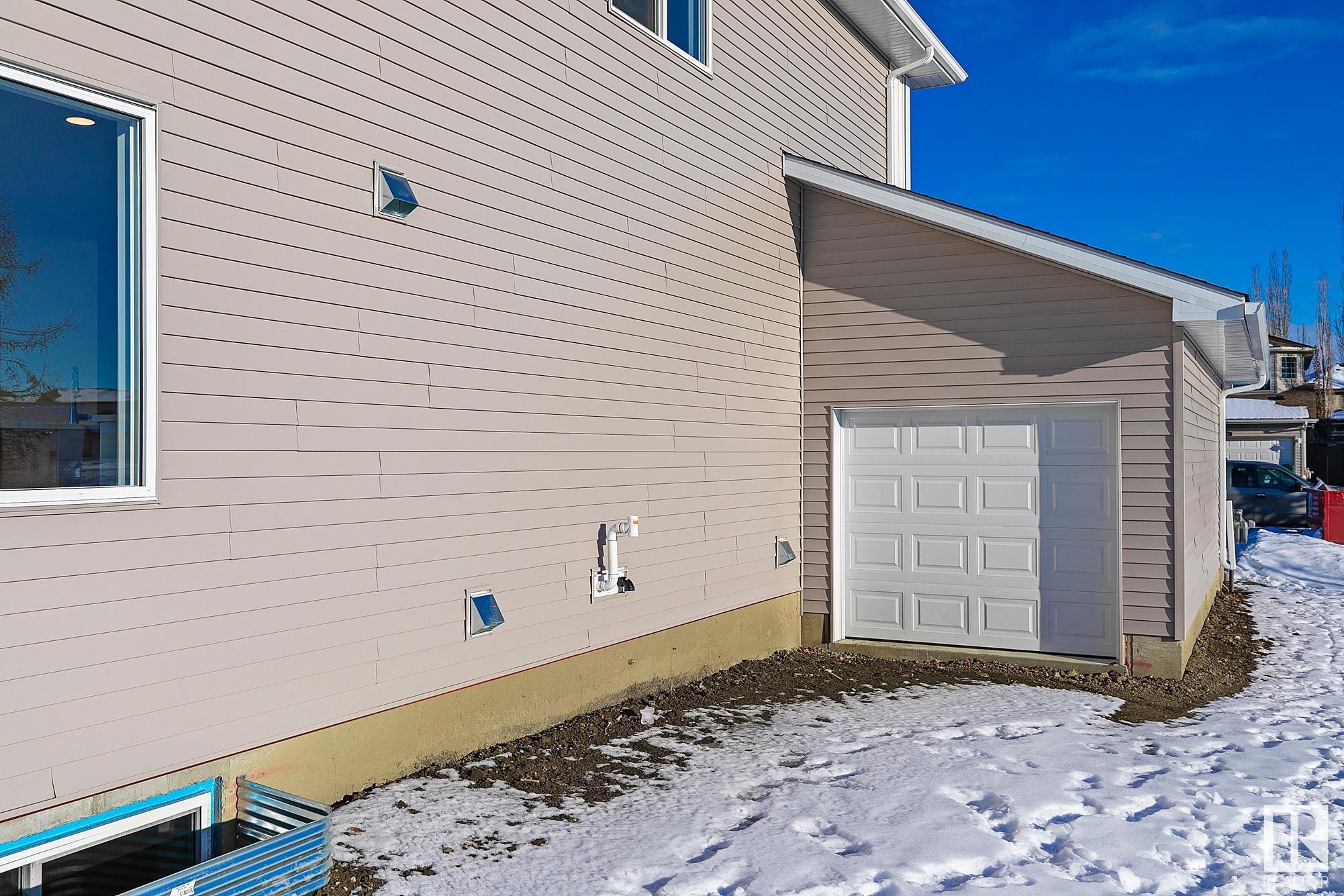      11 Lawson BV , Spruce Grove,  ,T7X 4P1 ;  Listing Number: MLS E4417205