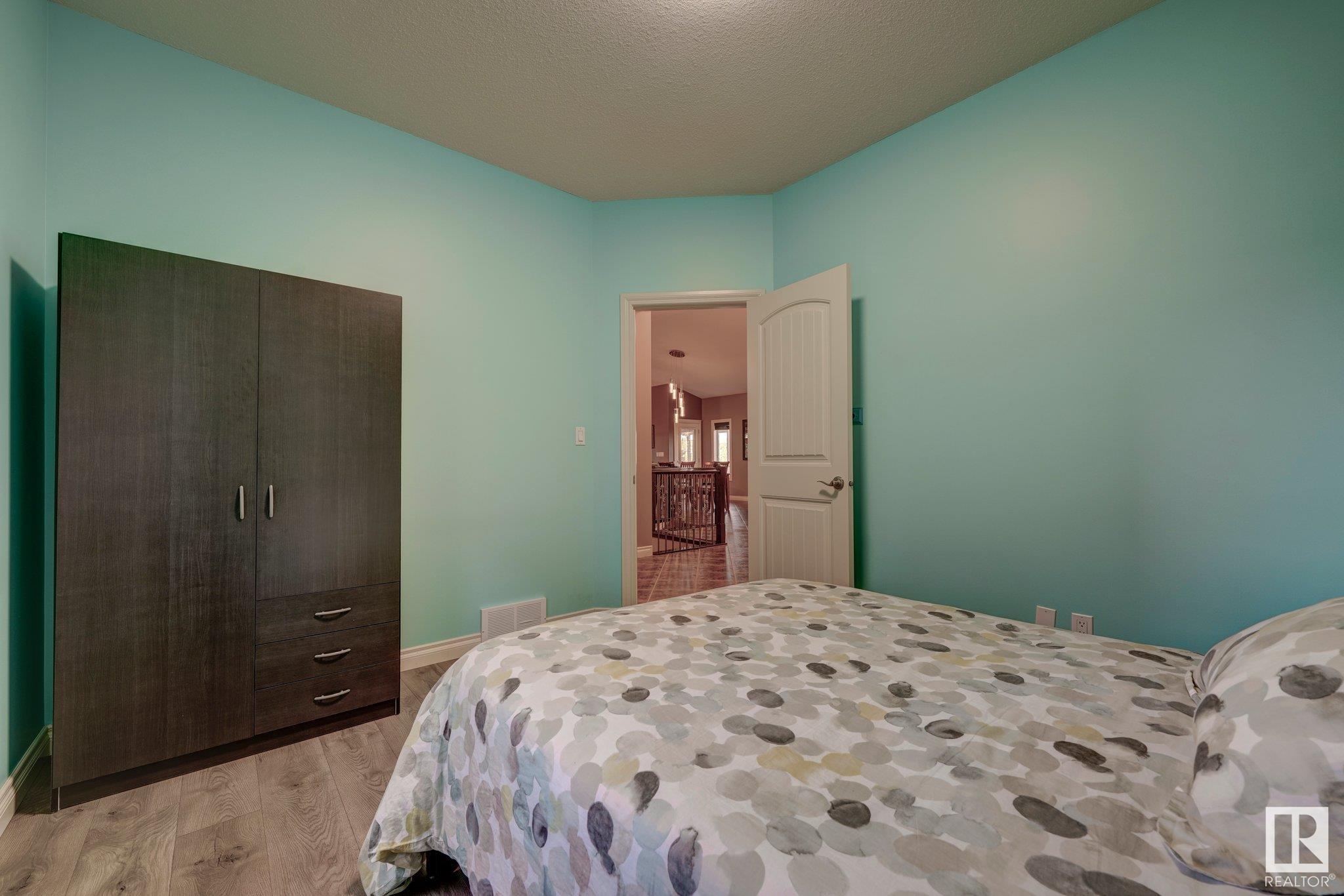      20204 130 AV NW , Edmonton,  ,T5S 0E8 ;  Listing Number: MLS E4417210
