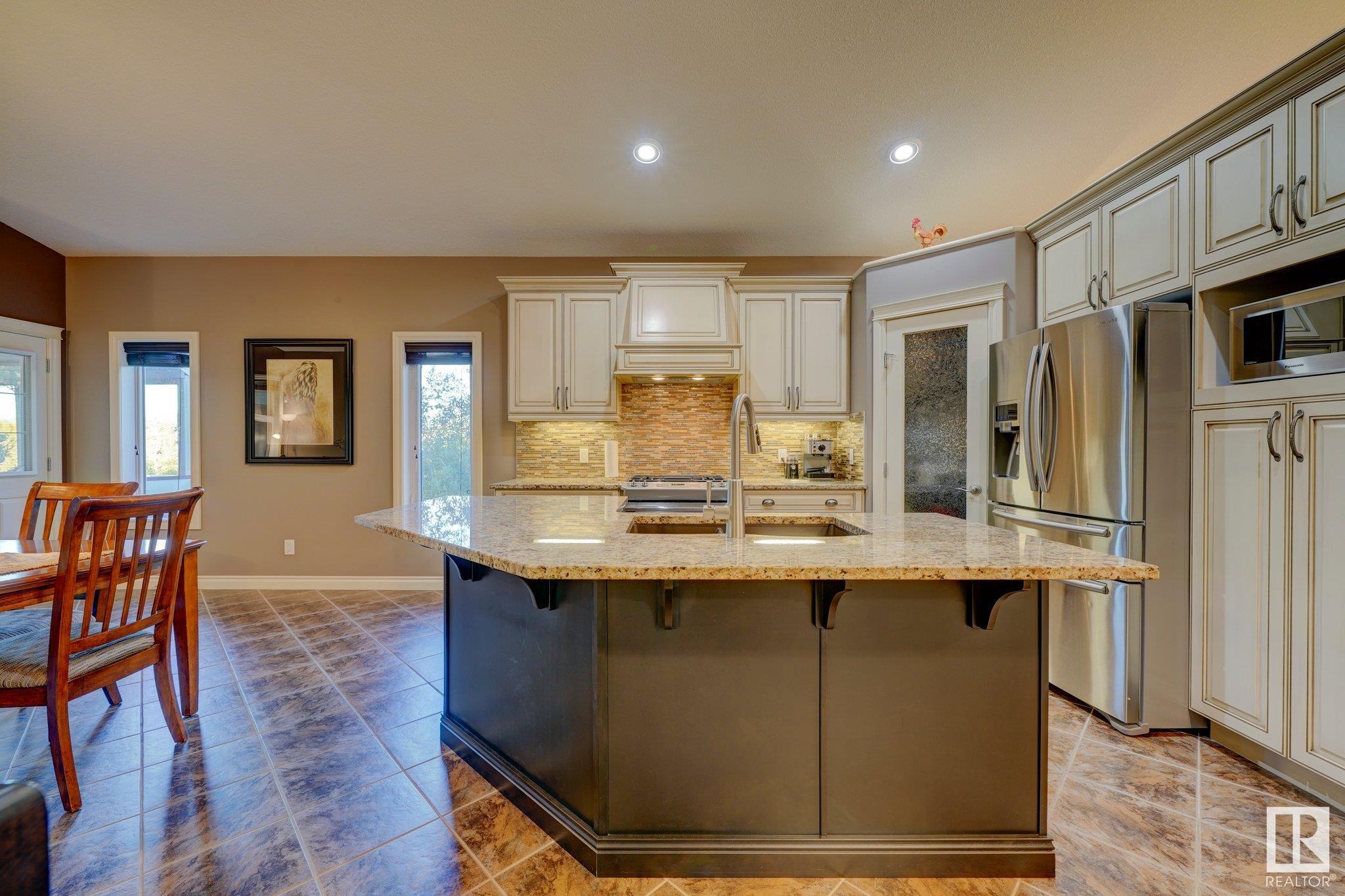      20204 130 AV NW , Edmonton,  ,T5S 0E8 ;  Listing Number: MLS E4417210
