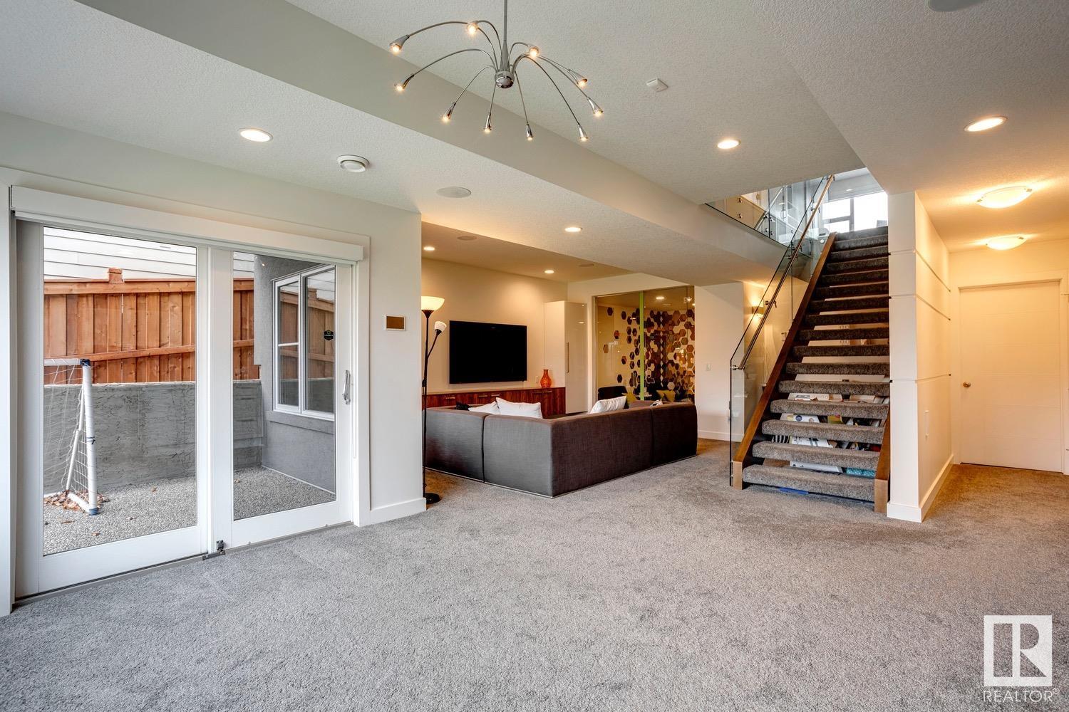      607 HOWATT DR SW SW , Edmonton,  ,T6W 2T6 ;  Listing Number: MLS E4417215