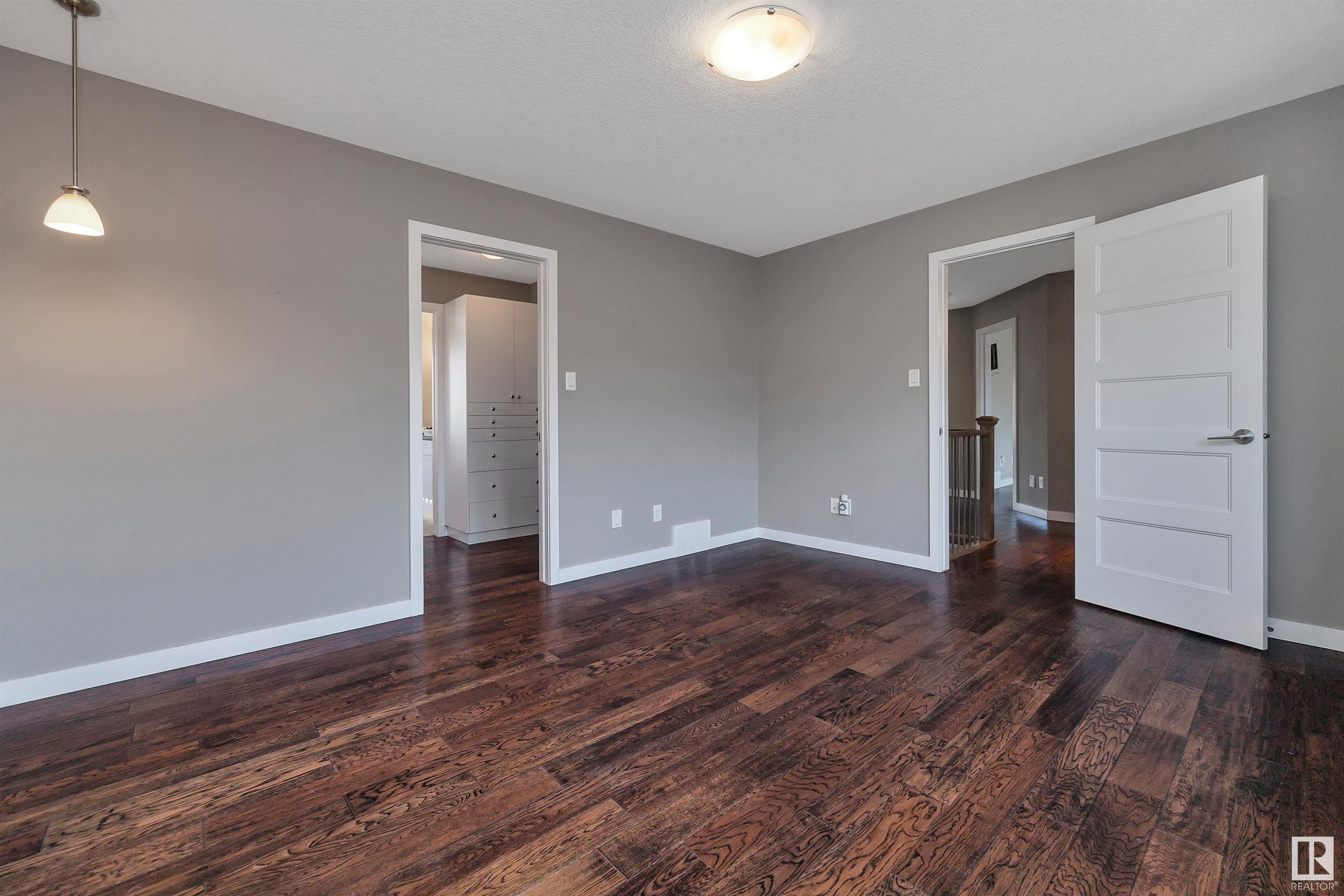      10611 130 ST NW , Edmonton,  ,T5N 1Y1 ;  Listing Number: MLS E4417232