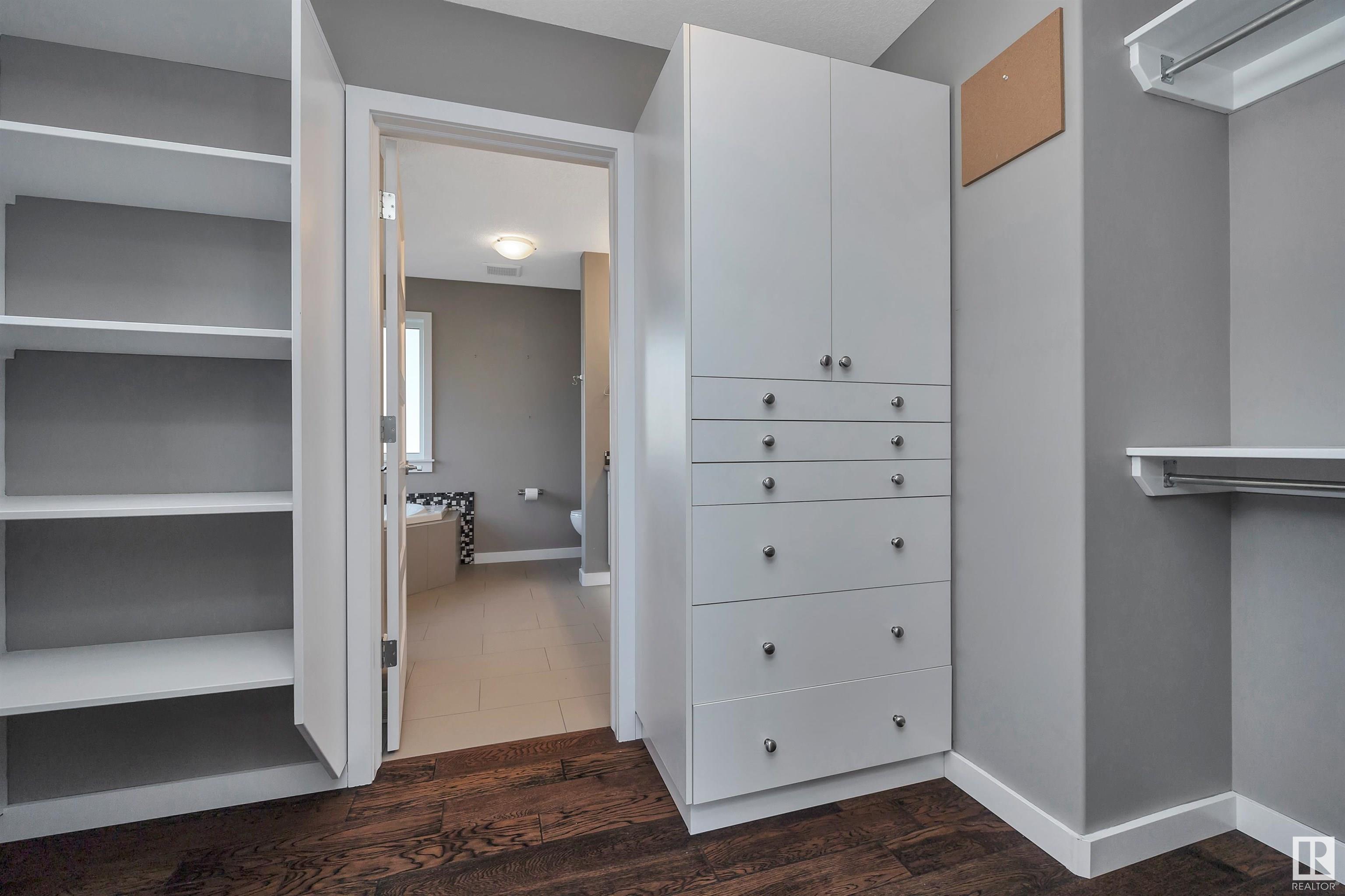      10611 130 ST NW , Edmonton,  ,T5N 1Y1 ;  Listing Number: MLS E4417232