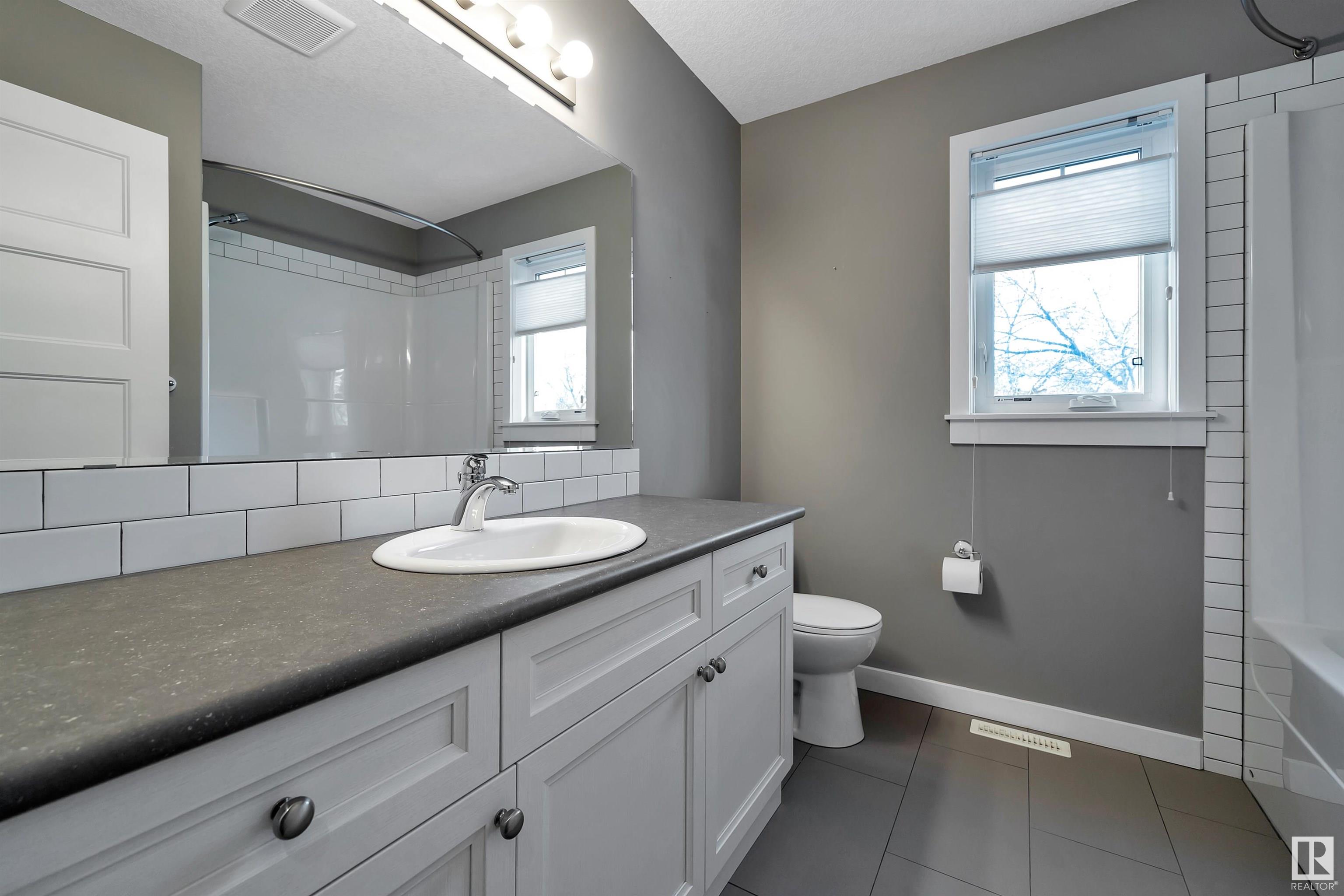      10611 130 ST NW , Edmonton,  ,T5N 1Y1 ;  Listing Number: MLS E4417232