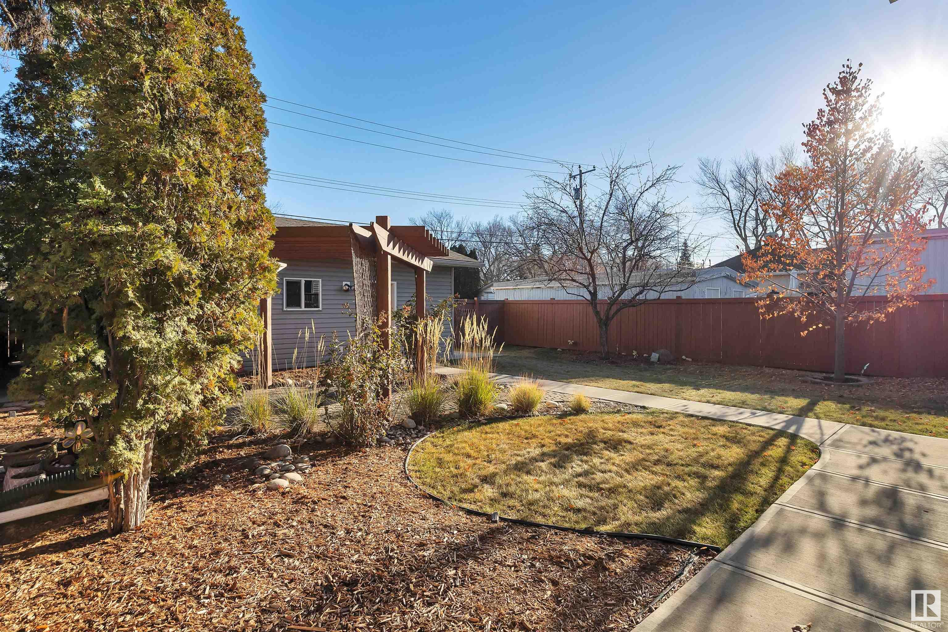      10611 130 ST NW , Edmonton,  ,T5N 1Y1 ;  Listing Number: MLS E4417232
