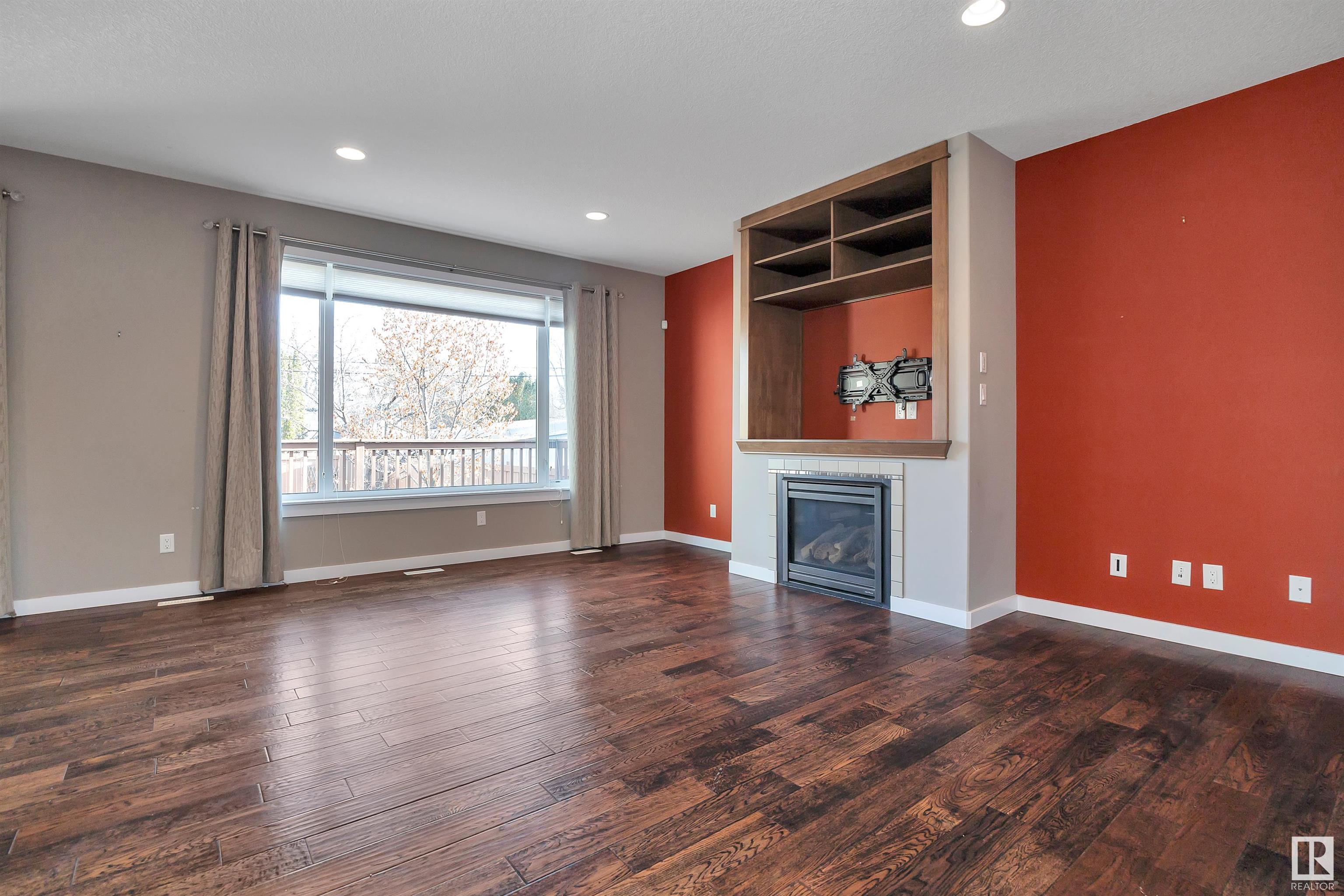      10611 130 ST NW , Edmonton,  ,T5N 1Y1 ;  Listing Number: MLS E4417232