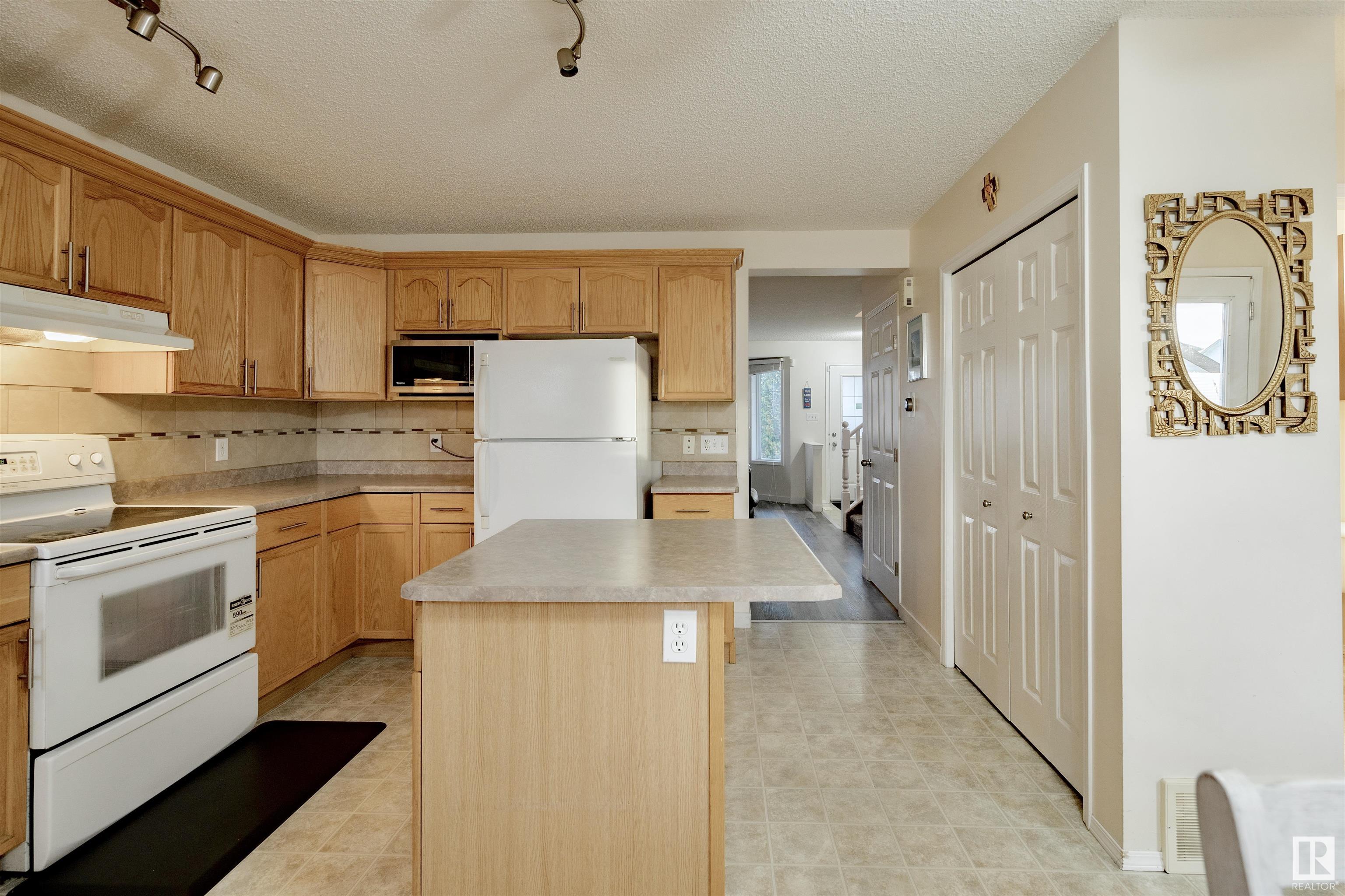      2918 31 ST NW , Edmonton,  ,T6T 1T9 ;  Listing Number: MLS E4417233