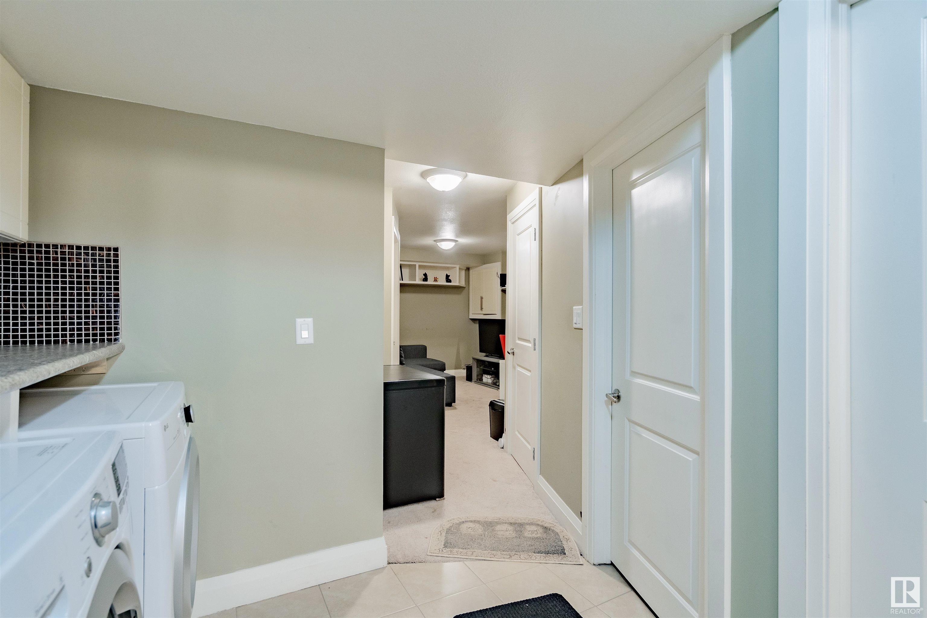      2918 31 ST NW , Edmonton,  ,T6T 1T9 ;  Listing Number: MLS E4417233
