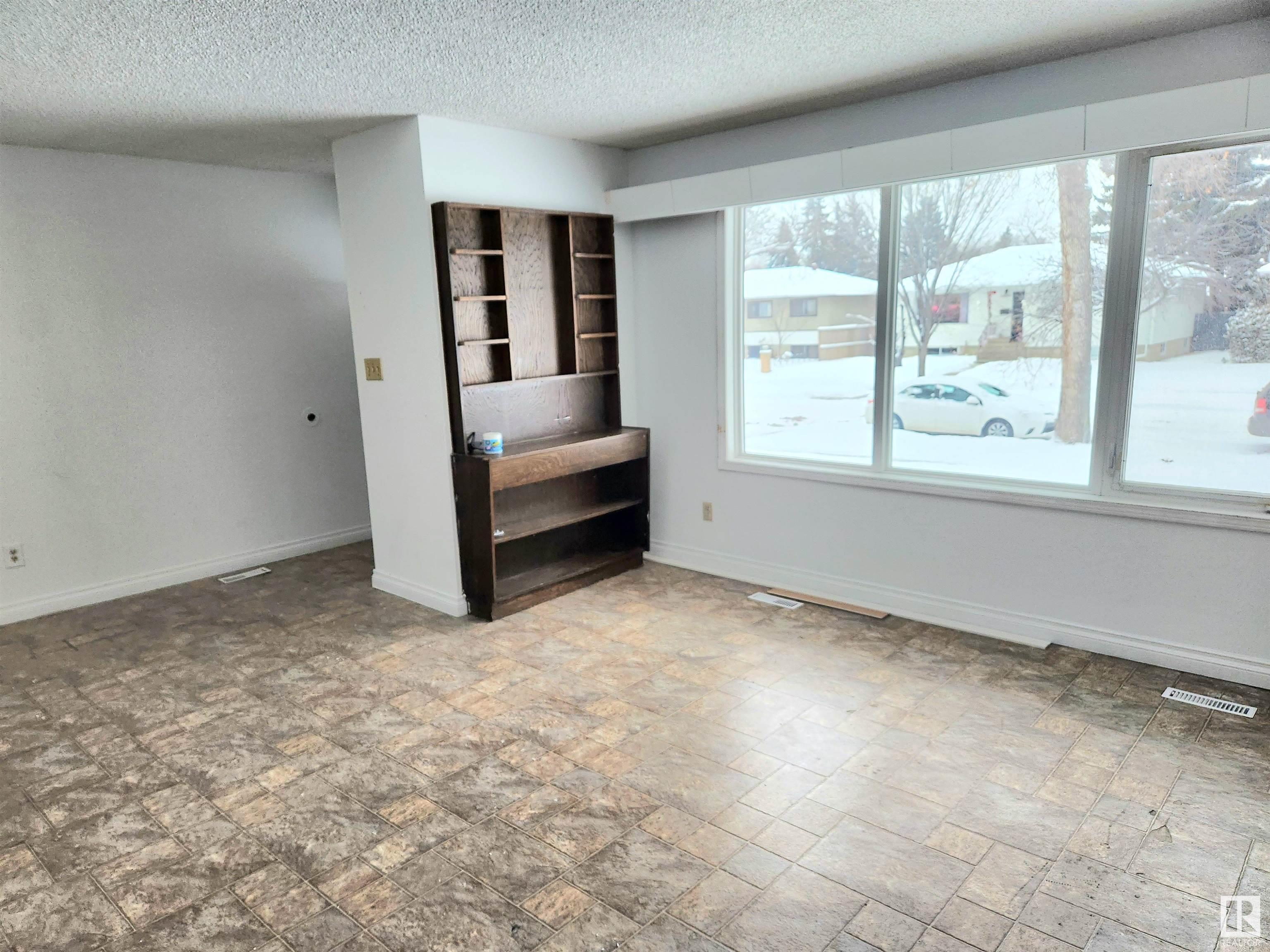      12245 86 ST NW , Edmonton,  ,T5B 3K8 ;  Listing Number: MLS E4417238