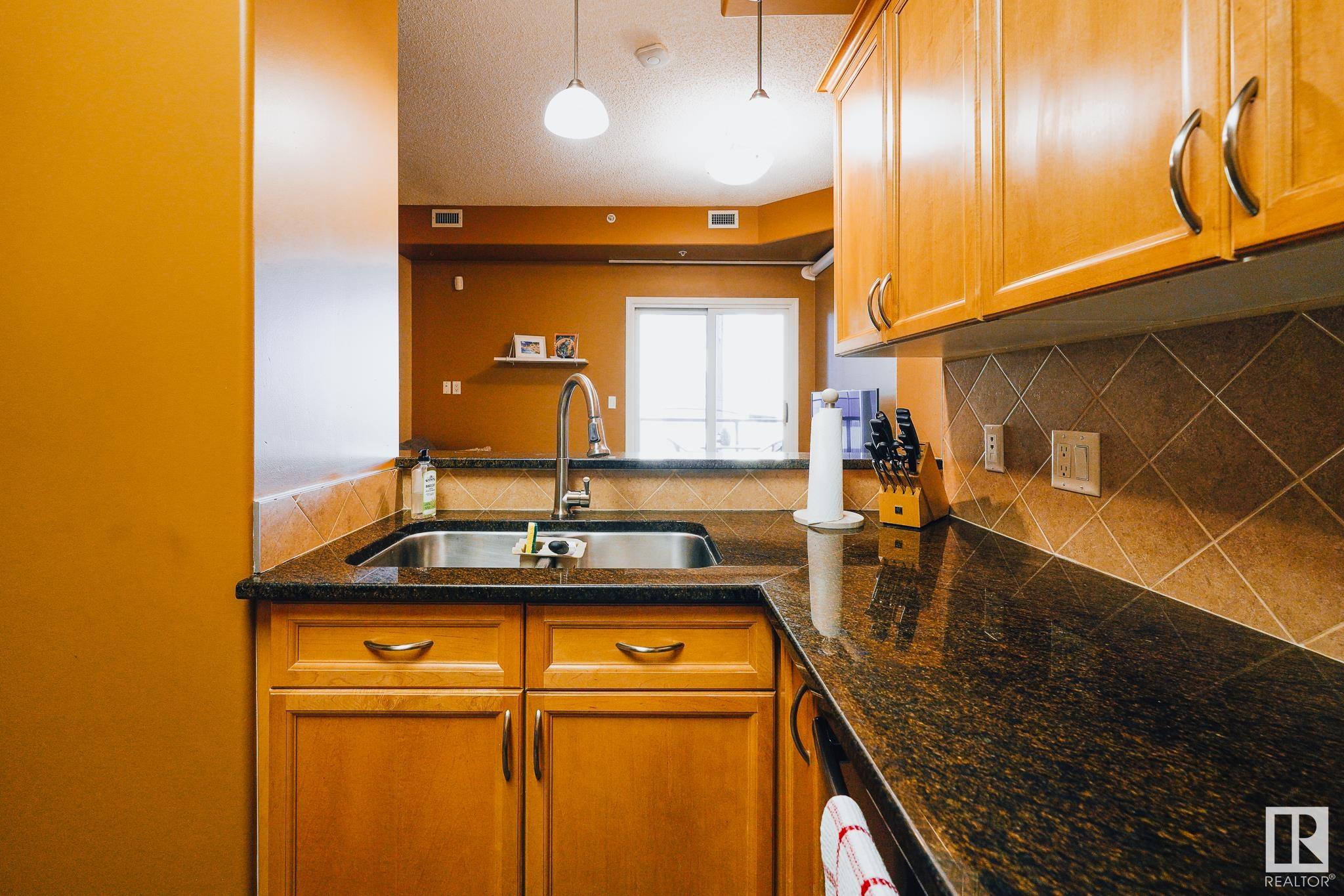      #105 9707 106 ST NW , Edmonton,  ,T5K 0B7 ;  Listing Number: MLS E4417250