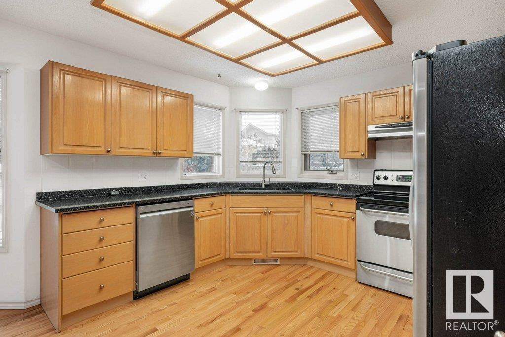      9 Stoneshire CR , Spruce Grove,  ,T7X 3A6 ;  Listing Number: MLS E4417251