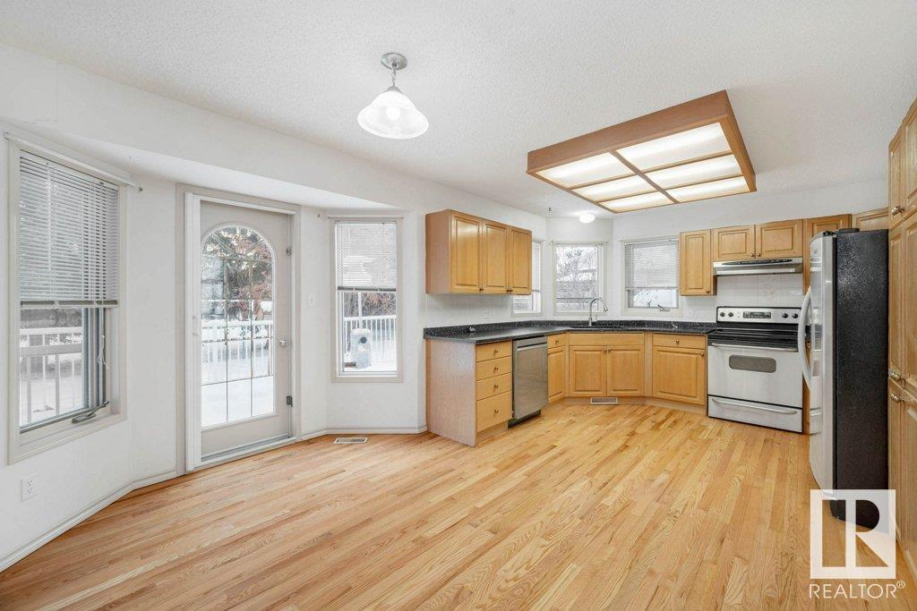      9 Stoneshire CR , Spruce Grove,  ,T7X 3A6 ;  Listing Number: MLS E4417251