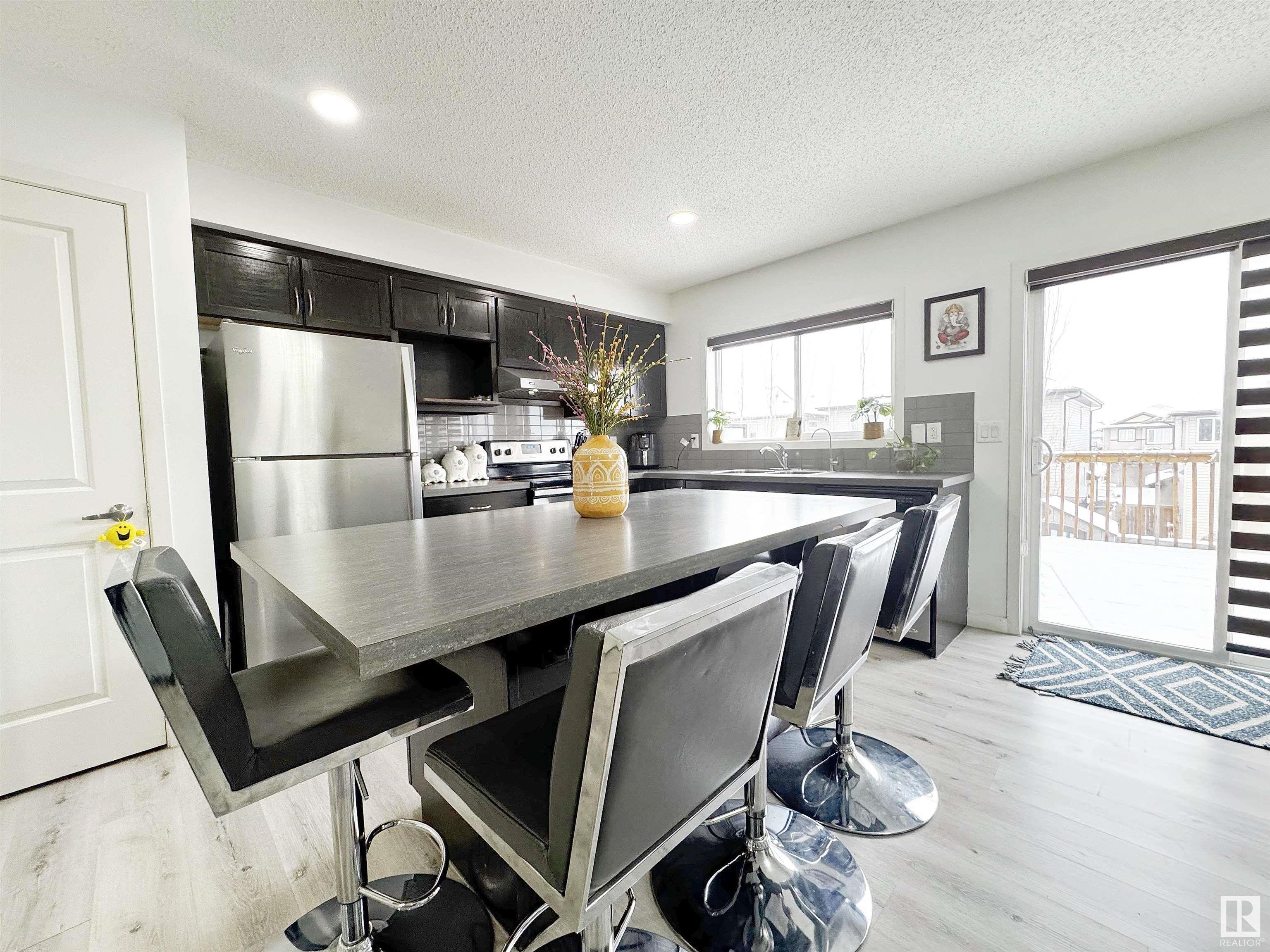      2130 52A ST SW , Edmonton,  ,T6X 1X4 ;  Listing Number: MLS E4417256