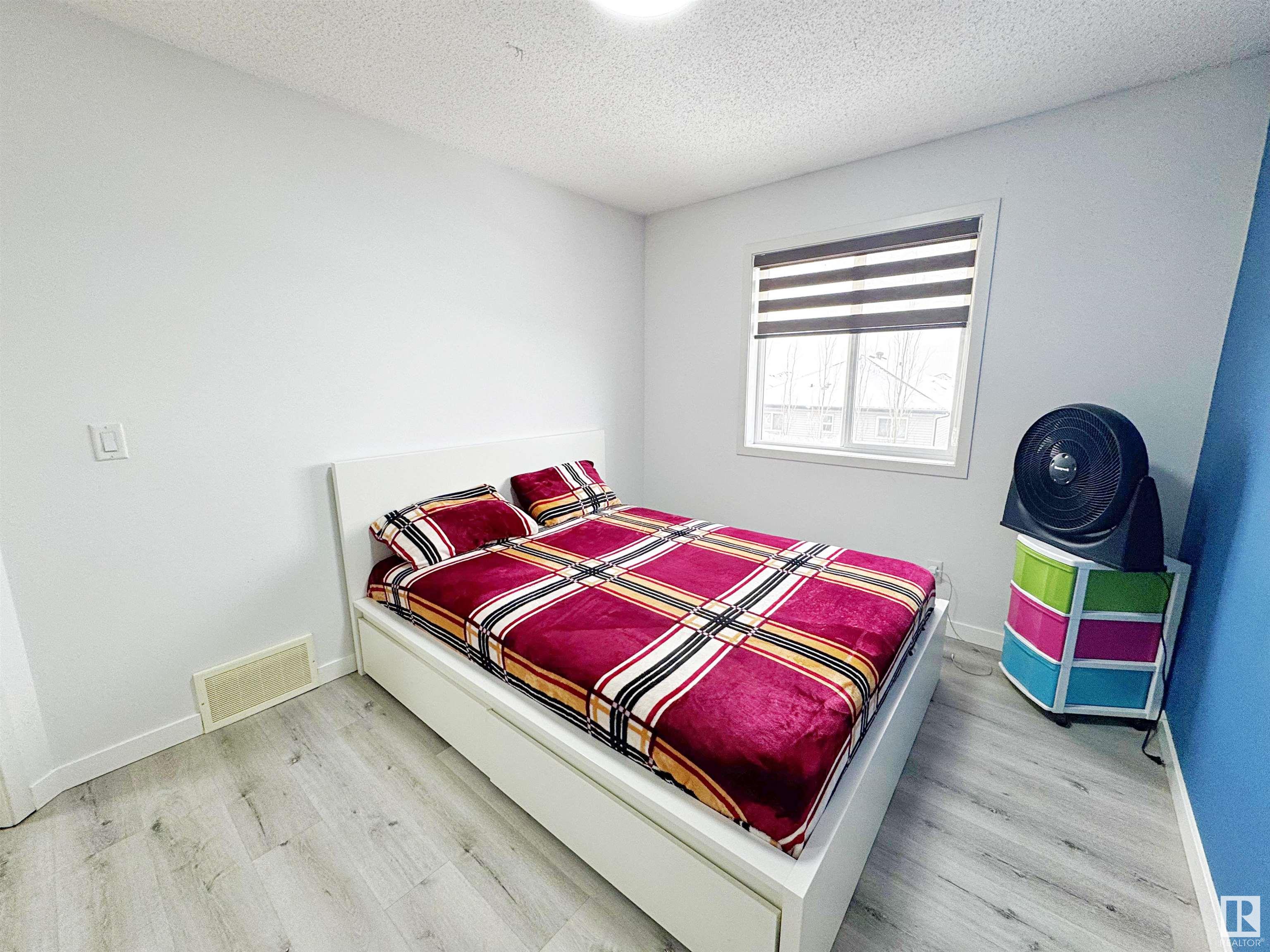      2130 52A ST SW , Edmonton,  ,T6X 1X4 ;  Listing Number: MLS E4417256