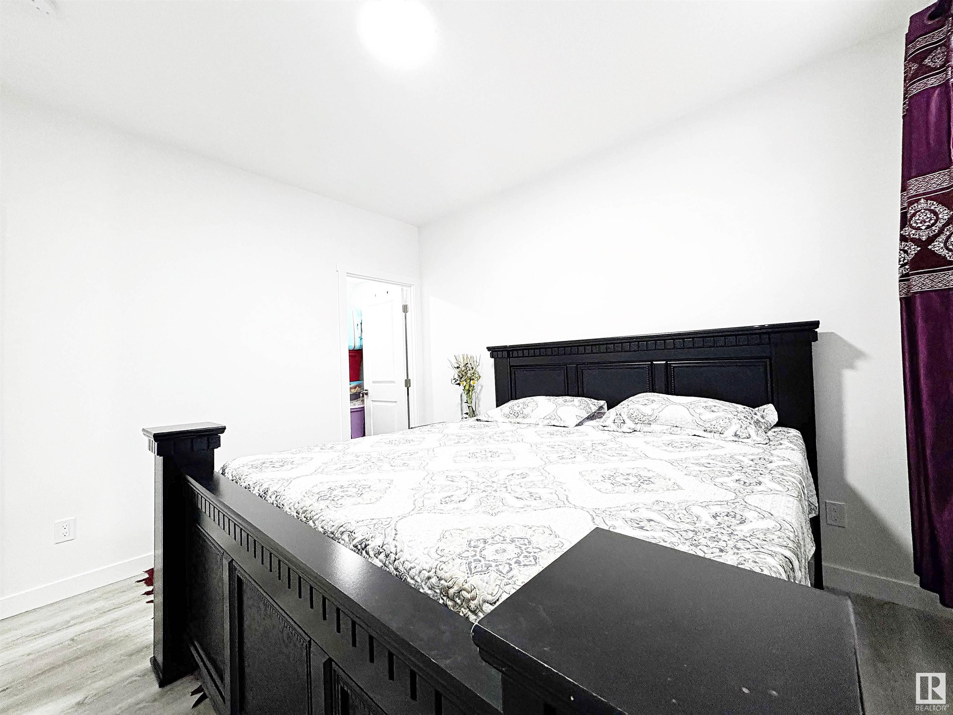      2130 52A ST SW , Edmonton,  ,T6X 1X4 ;  Listing Number: MLS E4417256