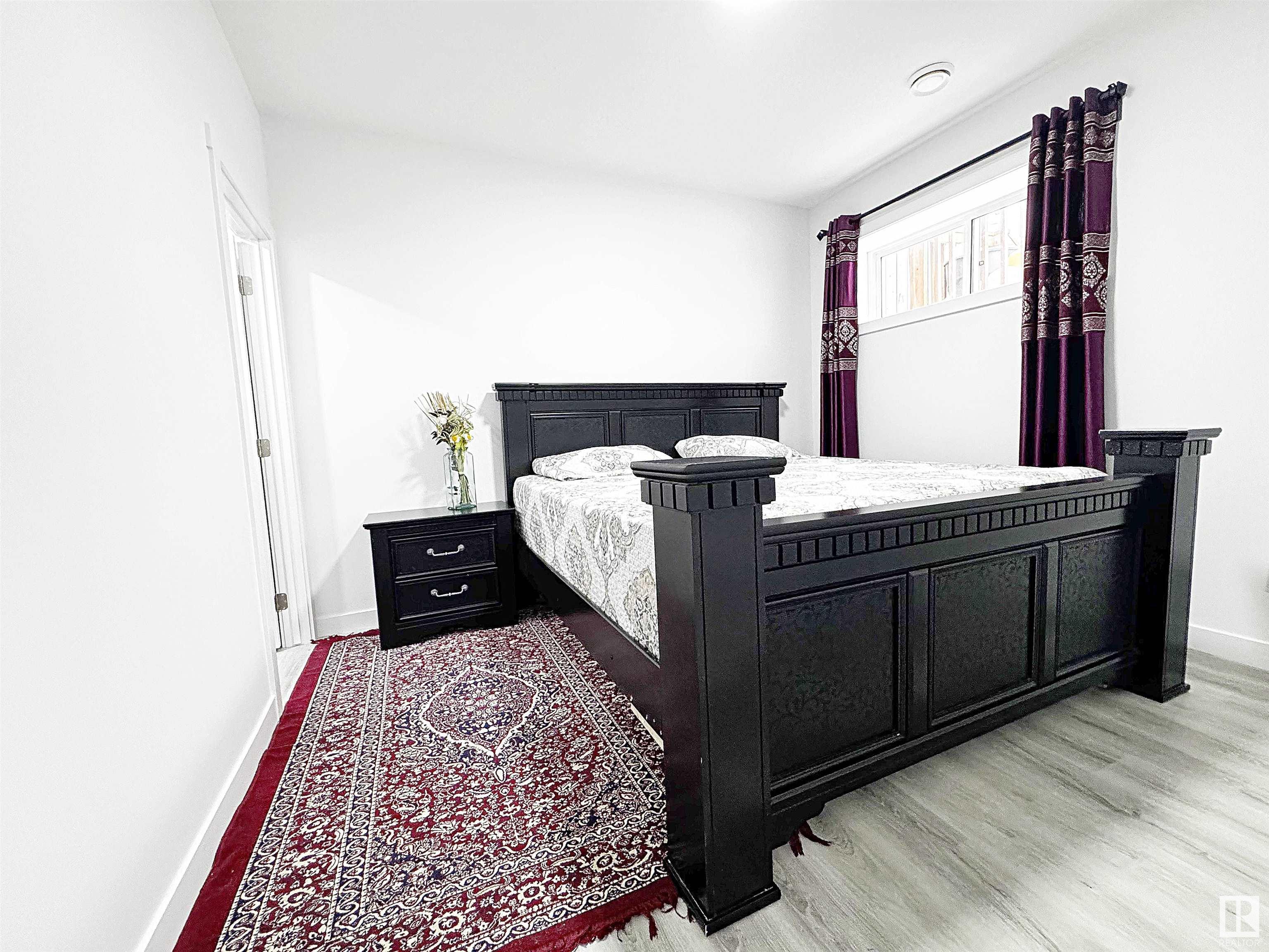      2130 52A ST SW , Edmonton,  ,T6X 1X4 ;  Listing Number: MLS E4417256