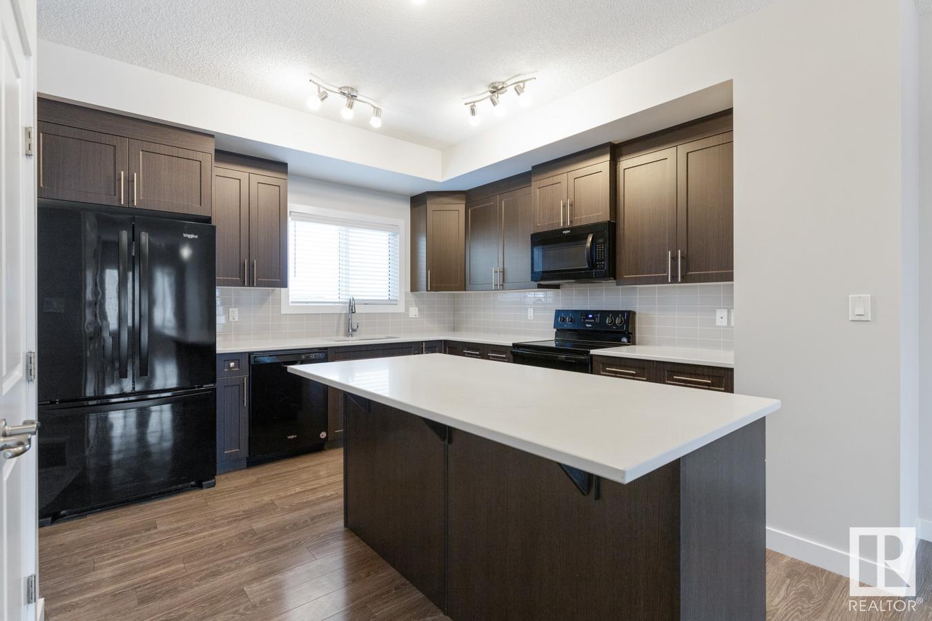      175 ROBINSON DR , Leduc,  ,T9E 1G5 ;  Listing Number: MLS E4417257