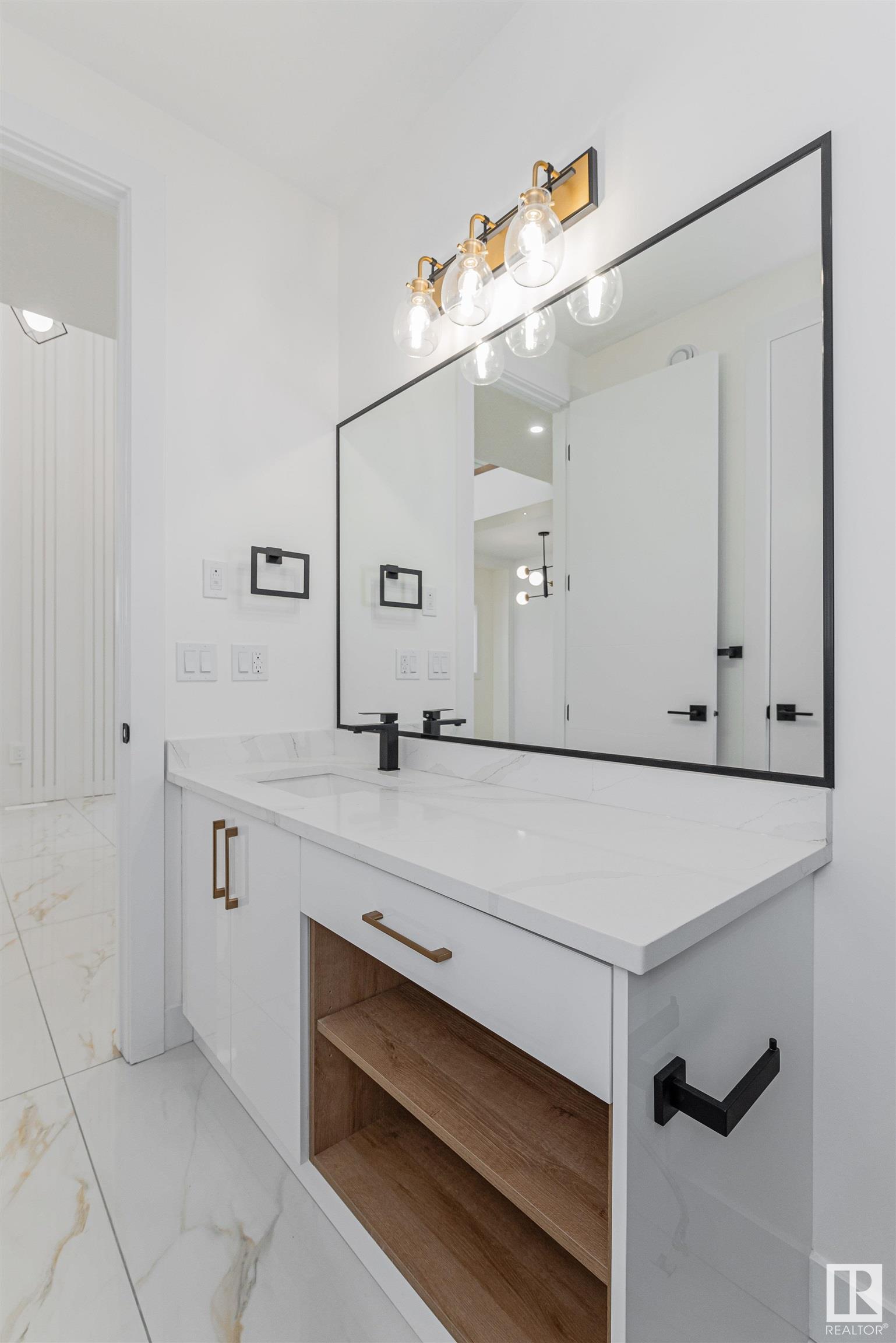      1728 18 ST NW , Edmonton,  ,T6T 1J1 ;  Listing Number: MLS E4417258