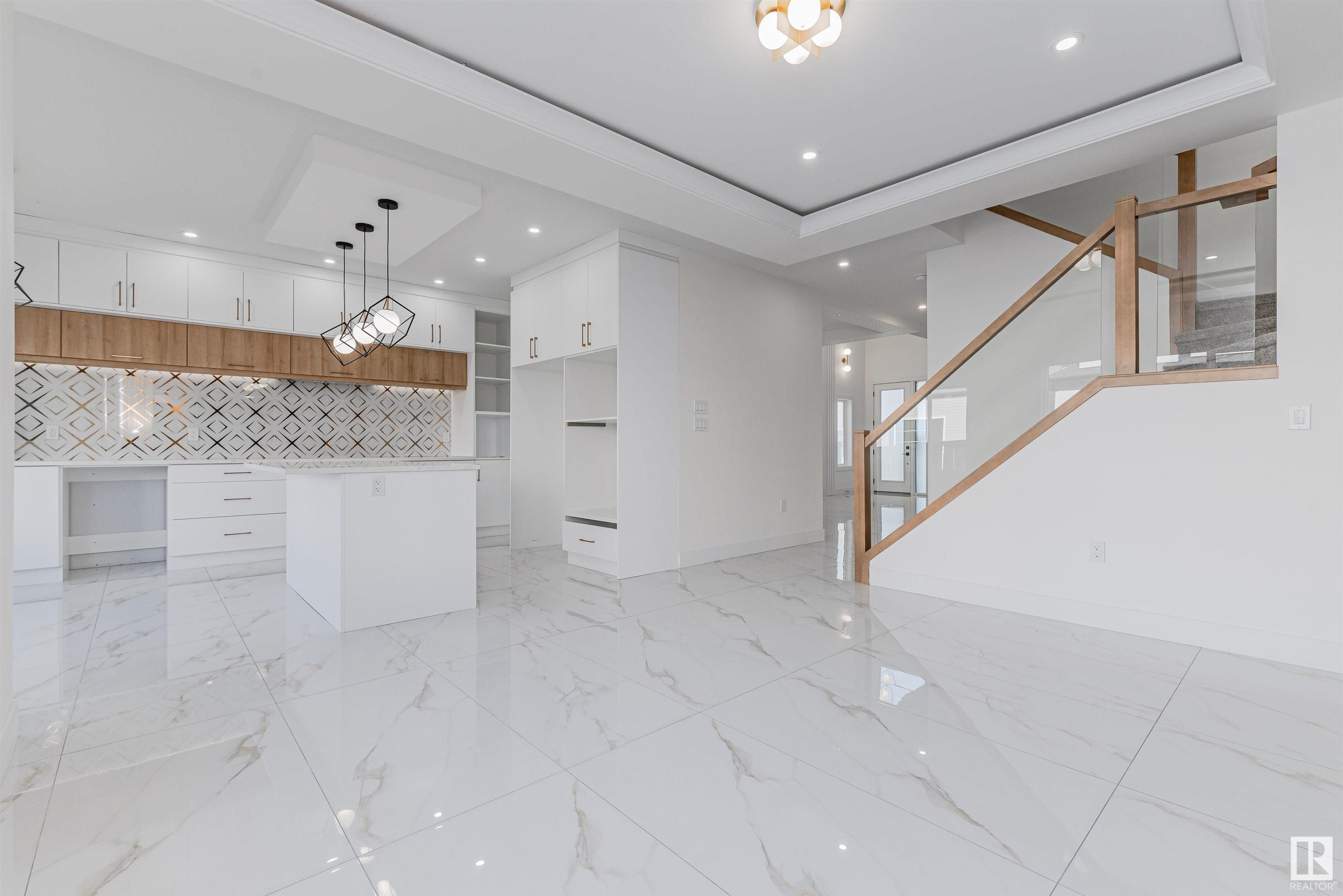      1728 18 ST NW , Edmonton,  ,T6T 1J1 ;  Listing Number: MLS E4417258