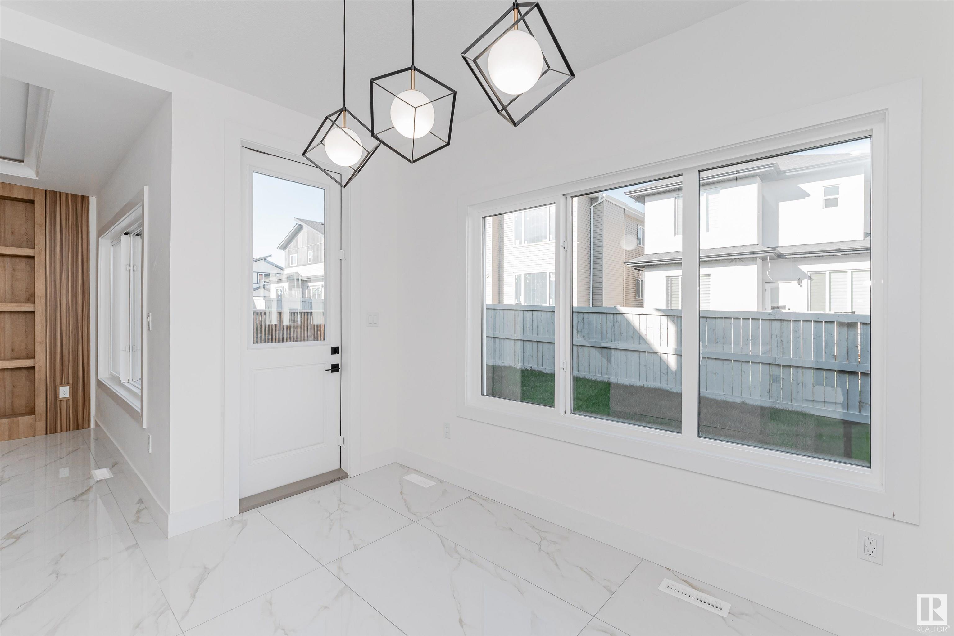      1728 18 ST NW , Edmonton,  ,T6T 1J1 ;  Listing Number: MLS E4417258