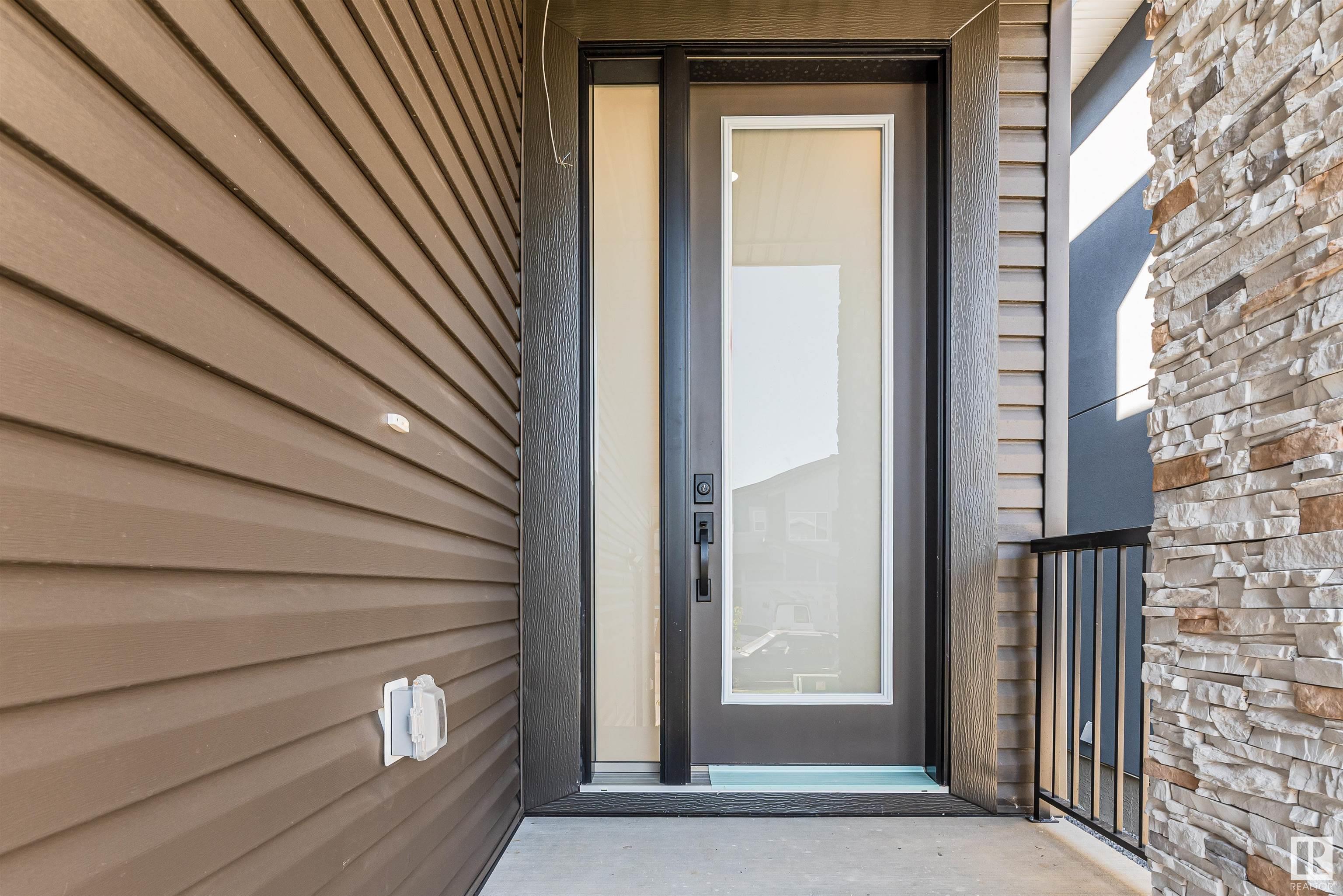      1728 18 ST NW , Edmonton,  ,T6T 1J1 ;  Listing Number: MLS E4417258